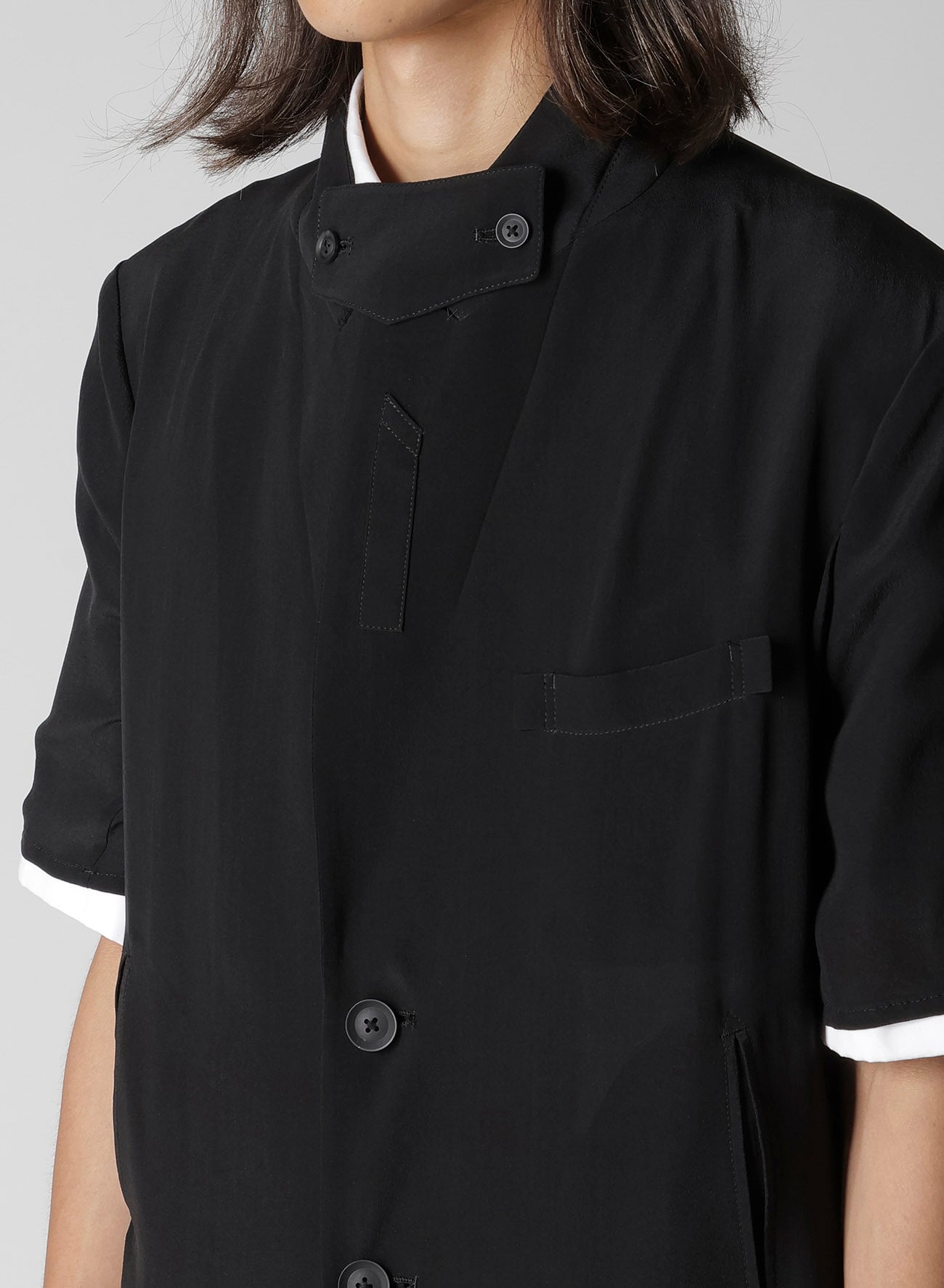 CREPE DE CHINE 4 BUTTONS SHORT SLEEVE JACKET