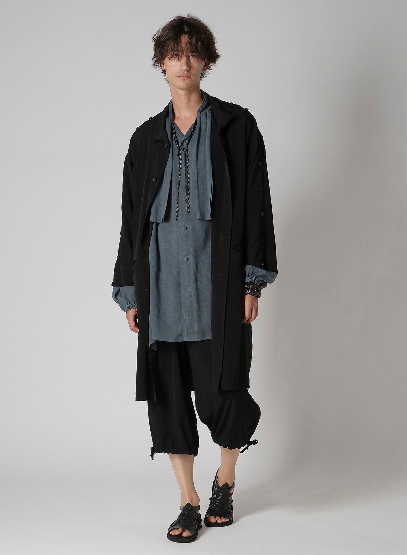 TA TUXEDO BUTTON STAND LONG SLEEVE JACKET