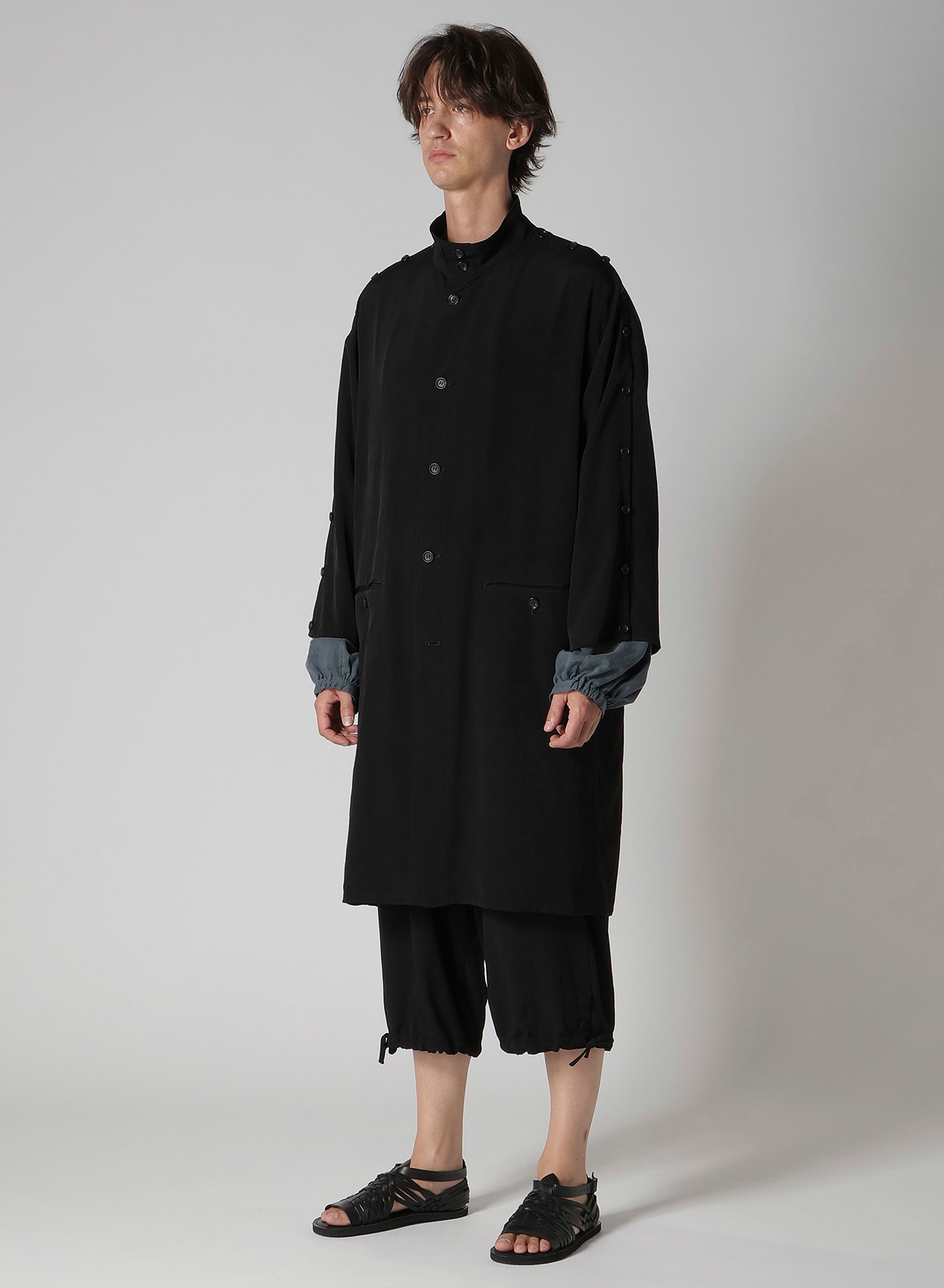 TA TUXEDO BUTTON STAND LONG SLEEVE JACKET