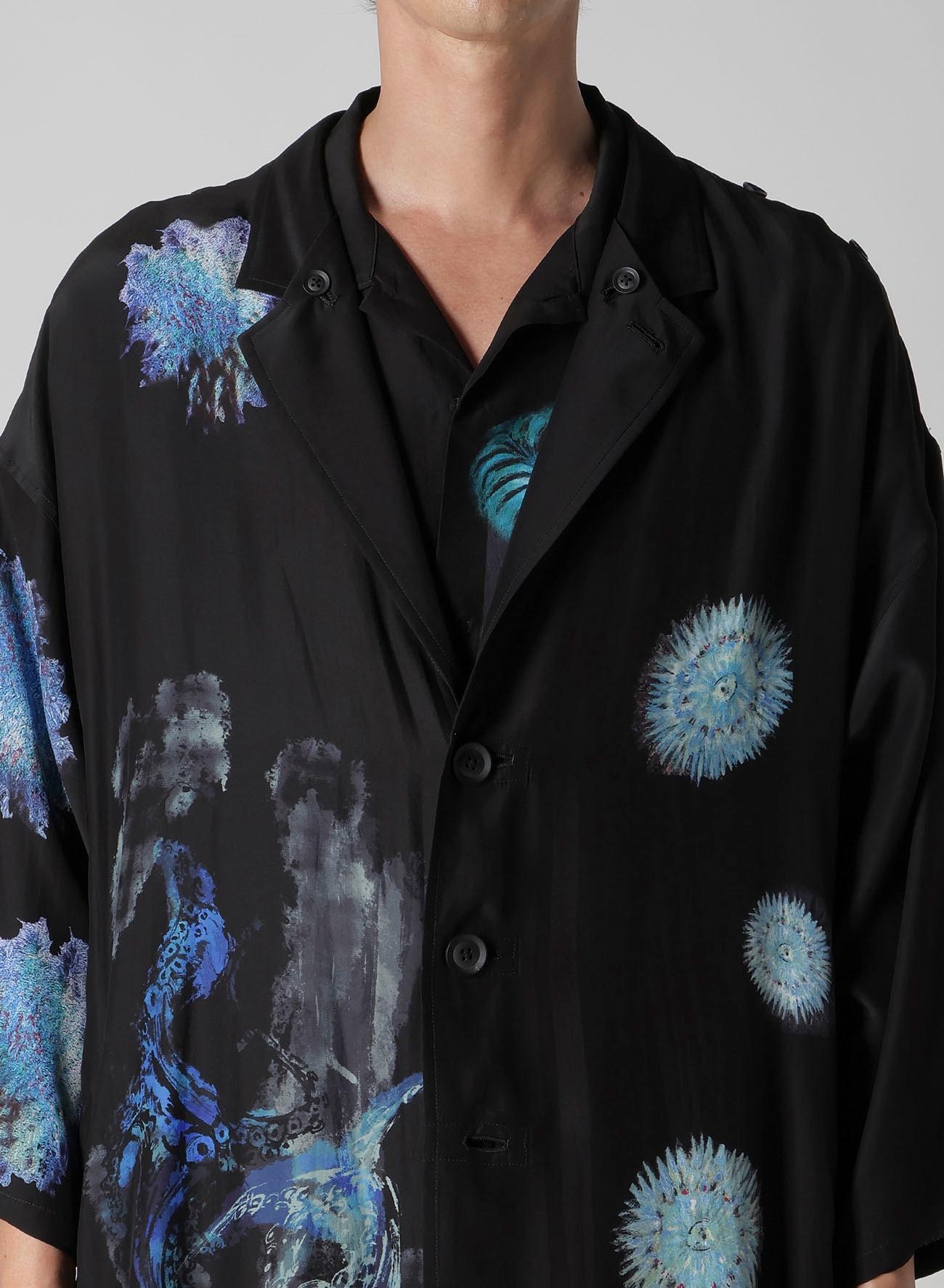 SEA CREATURE PRINTED JACKET