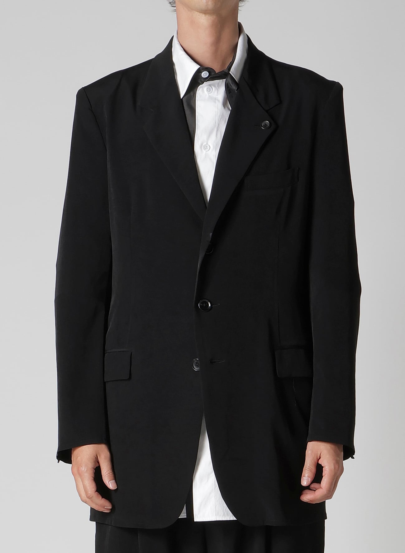 TA TUXEDO DOUBLE LAPEL JACKET