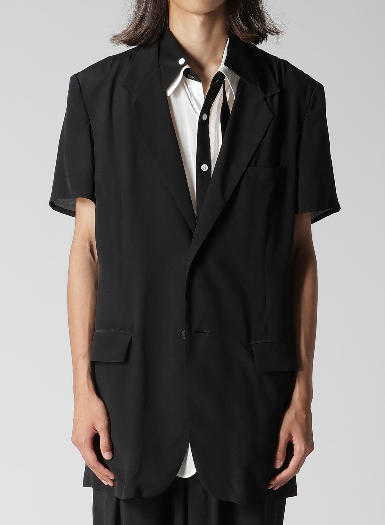 CREPE DE CHINE 2 BUTTONS SHORT SLEEVE JACKET