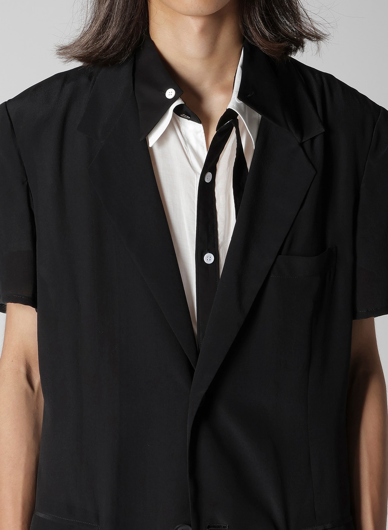 CREPE DE CHINE 2 BUTTONS SHORT SLEEVE JACKET