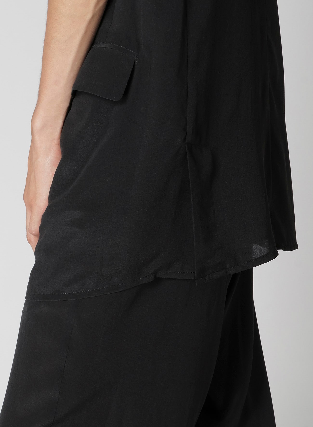 CREPE DE CHINE 2 BUTTONS SHORT SLEEVE JACKET