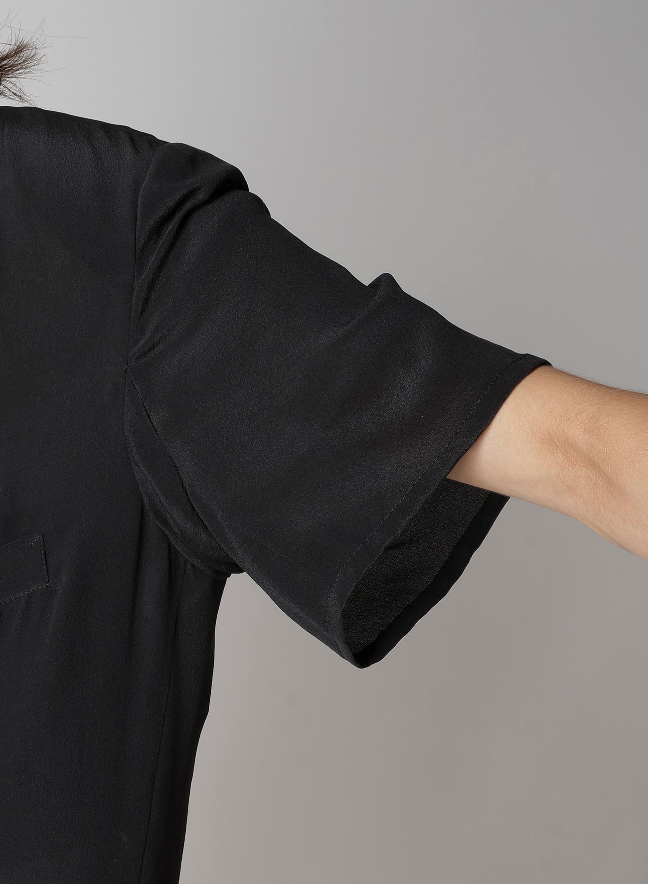 CREPE DE CHINE 2 BUTTONS SHORT SLEEVE JACKET