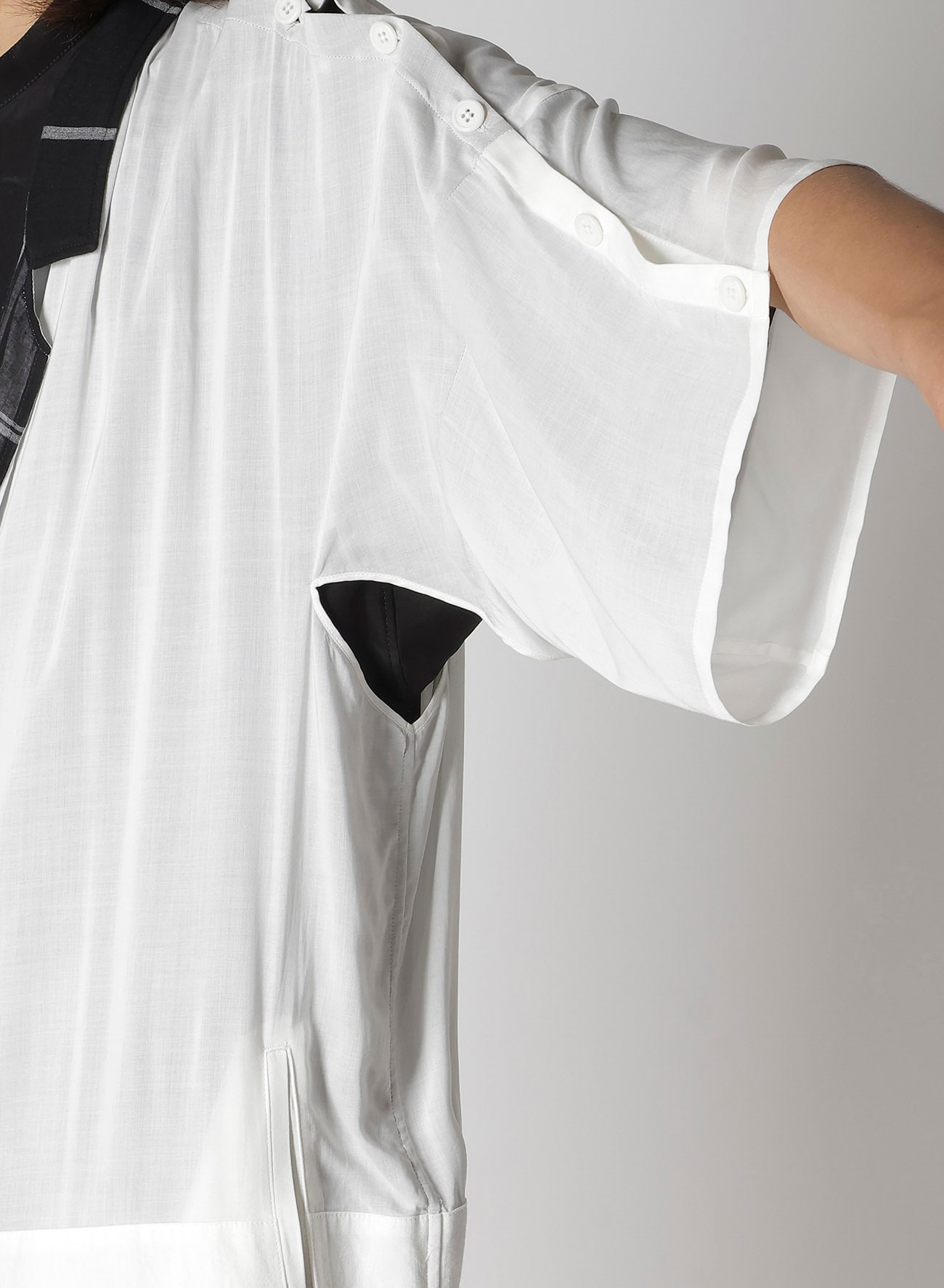 MESSAGE PRINTED PANELED COLLAR  JACKET