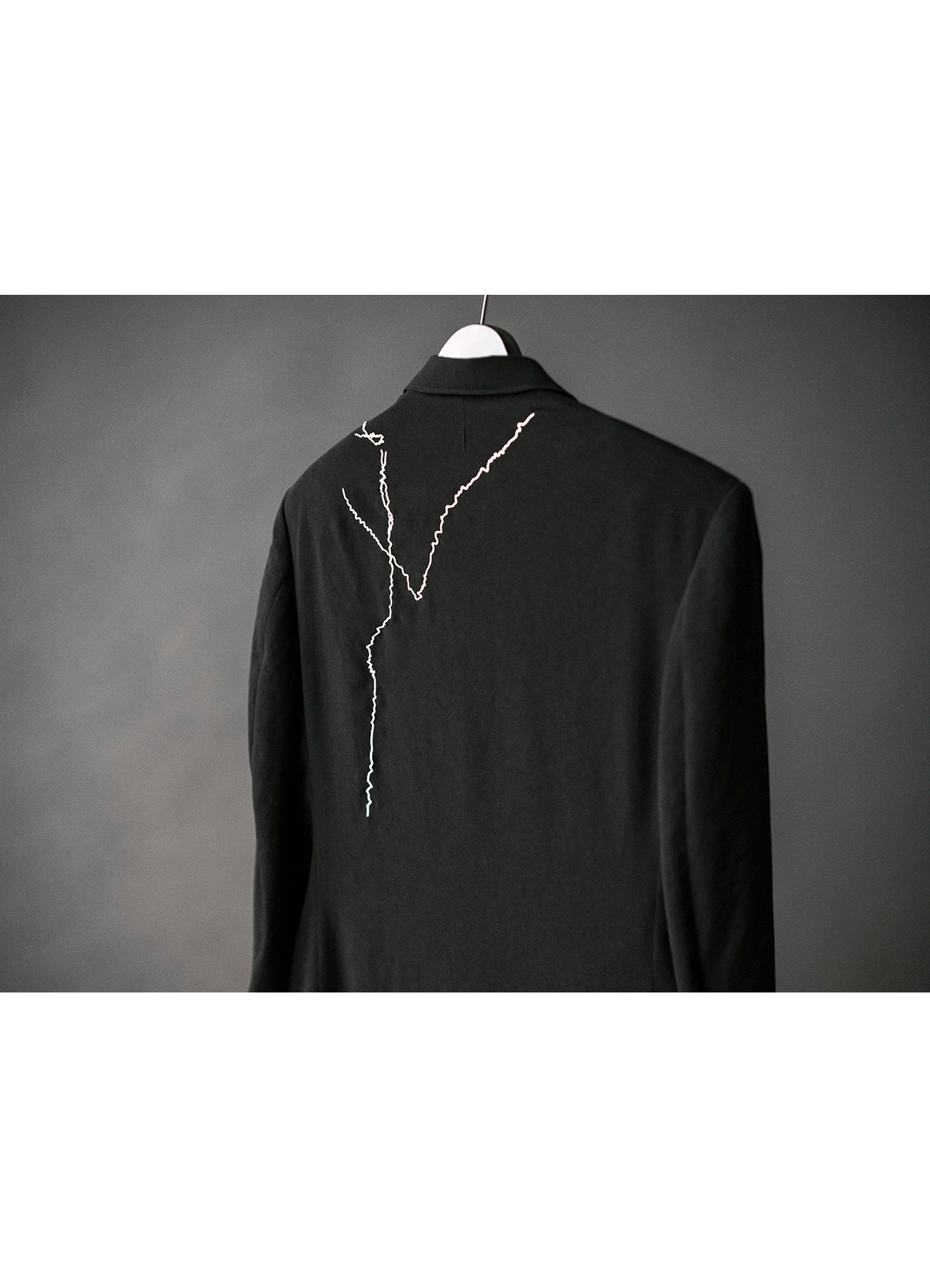 TA TUXEDO EMBROIDERED 3 BUTTONS JACKET