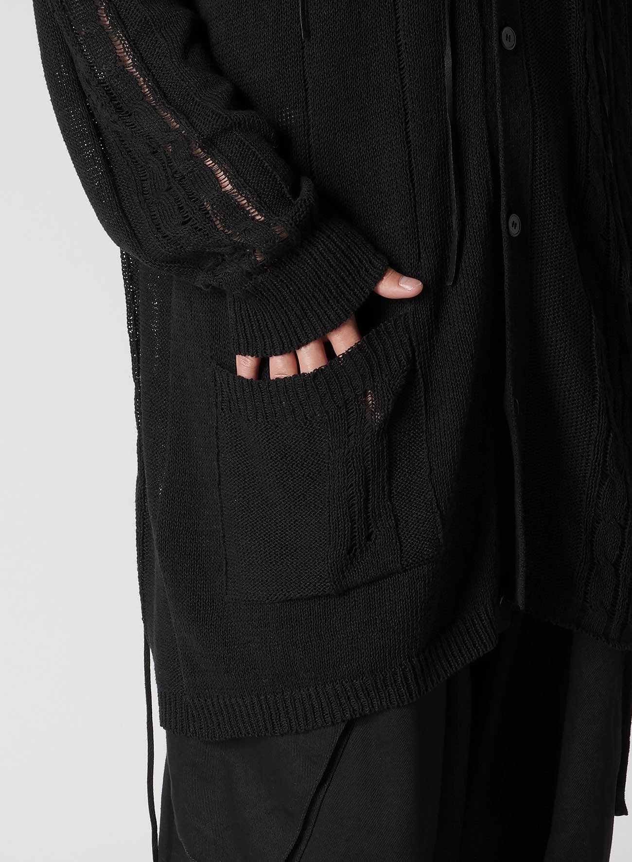 5G 2PLY DROP STITCH LEATHER STRING V NECK CD