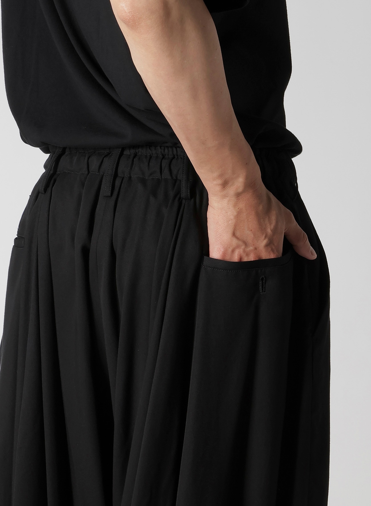 RE CELLULOSE GABARDINE STANDARD CROW PANTS