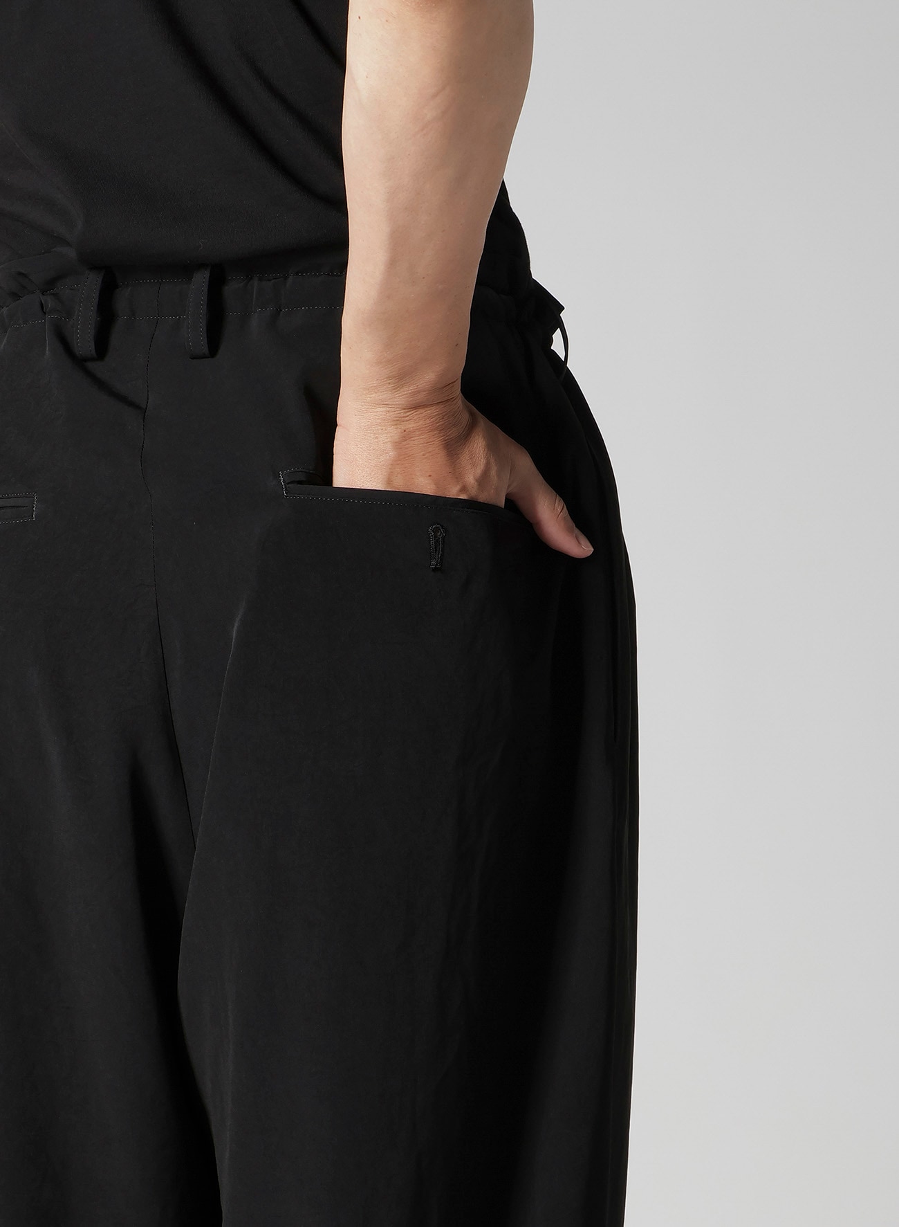 TA TUXEDO COIN POCKET HEM OPEN PANTS