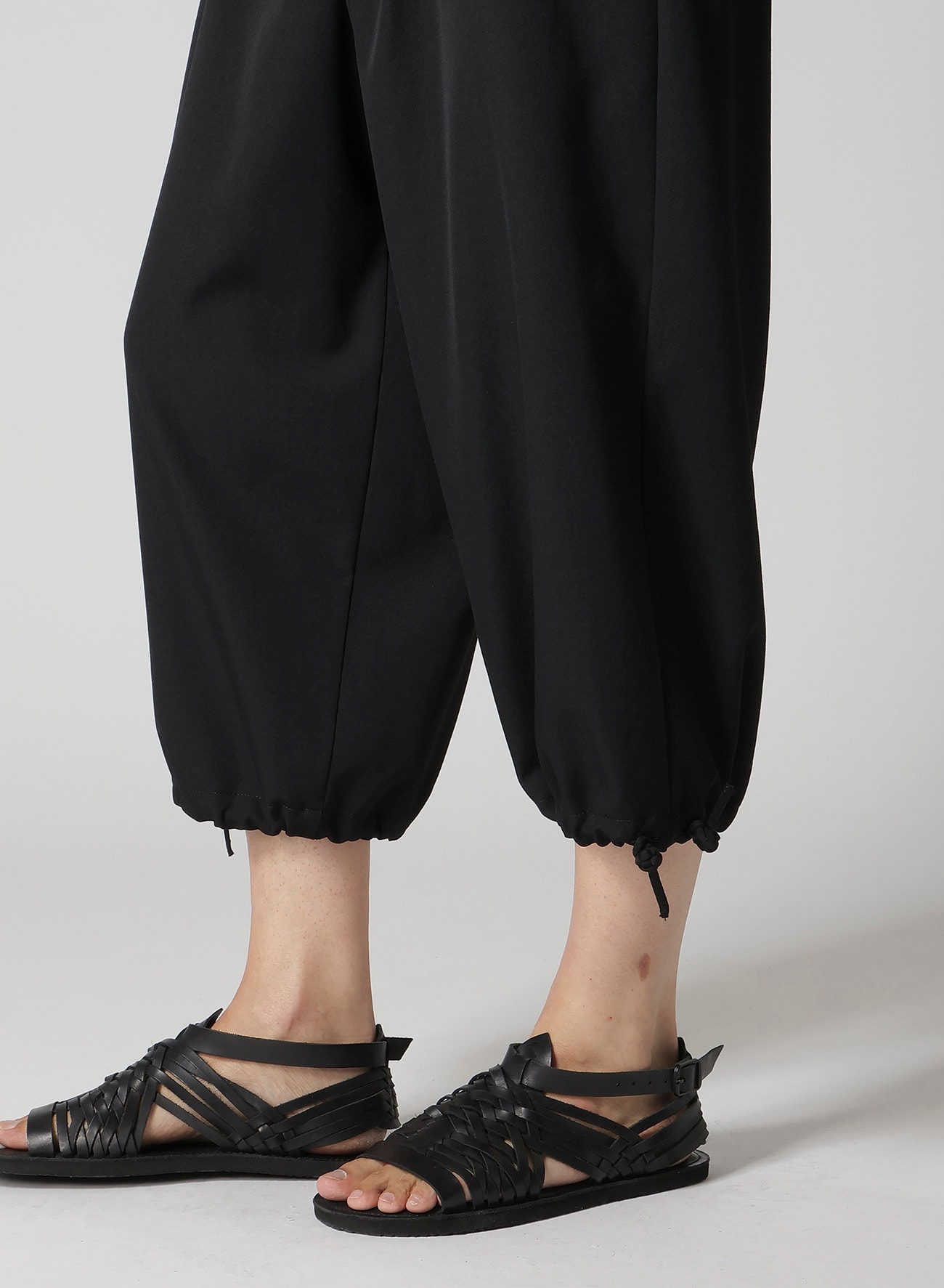 WOOL GABARDINE CHINA STRING PANTS