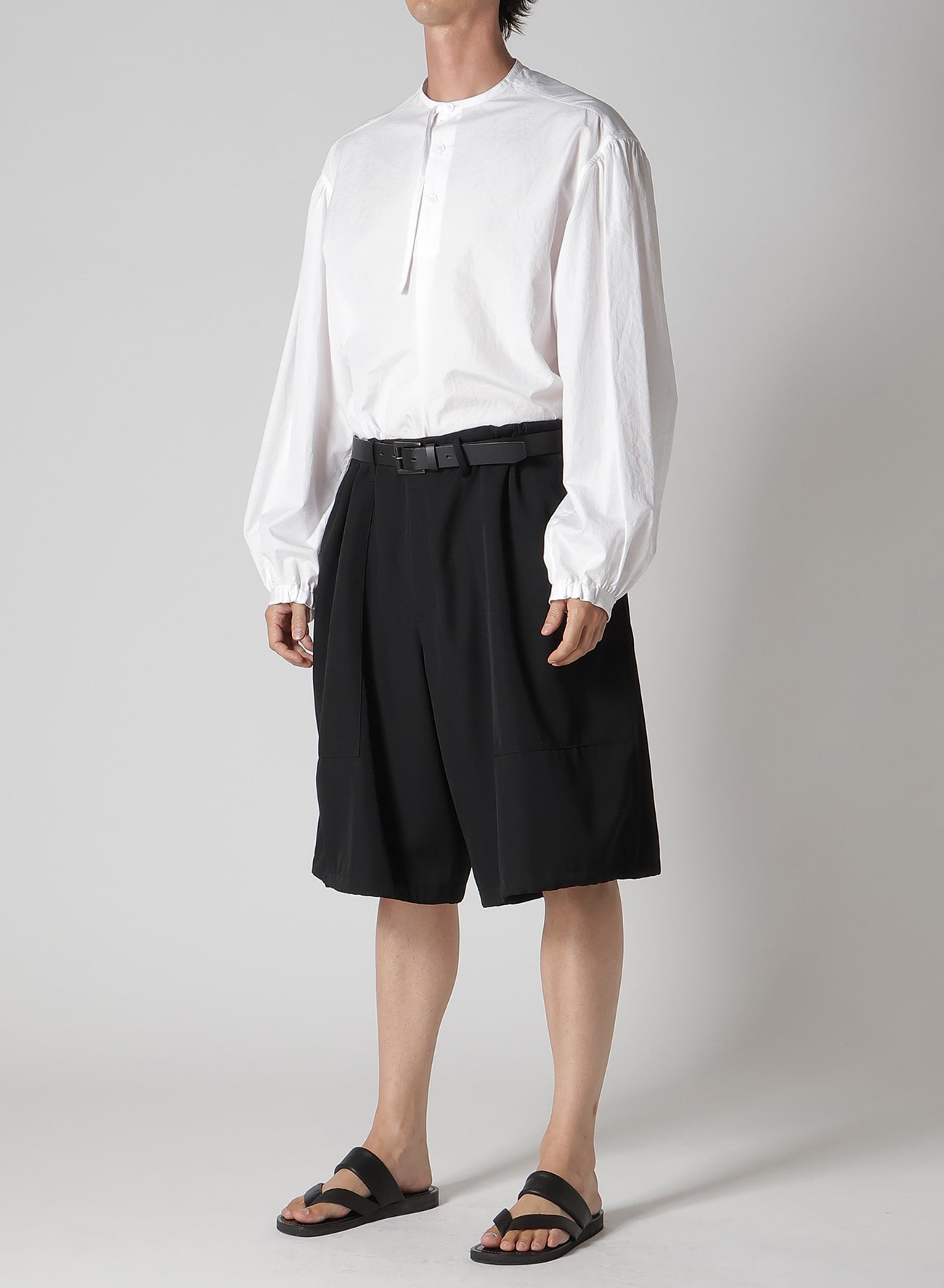 WOOL GABARDINE ST POCKET SHORTS