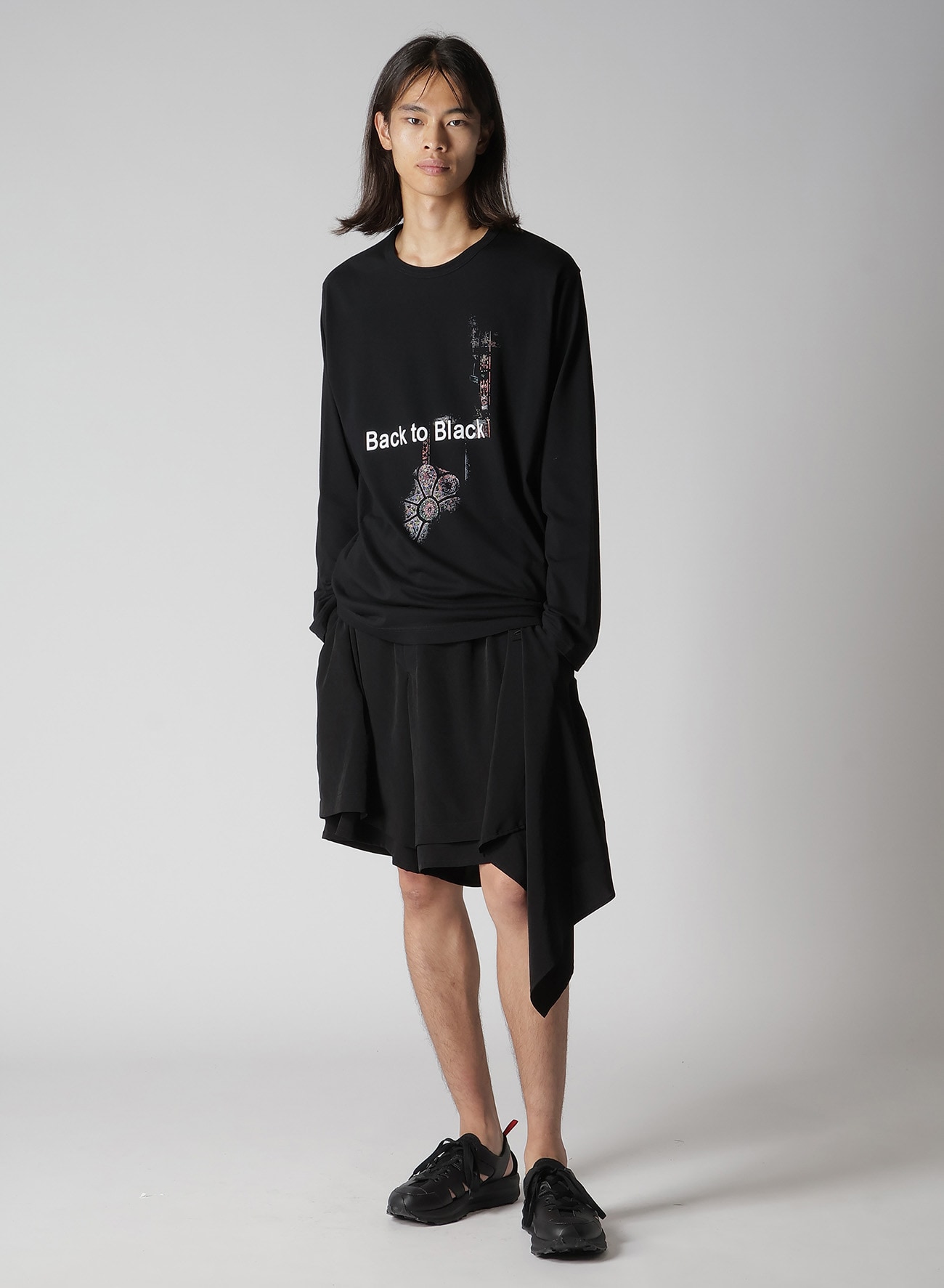 TA TUXEDO DRAPE PANEL ATTACHED SHORT PANTS