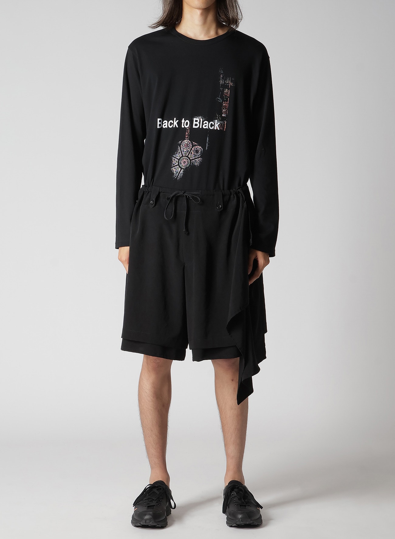 TA TUXEDO DRAPE PANEL ATTACHED SHORT PANTS