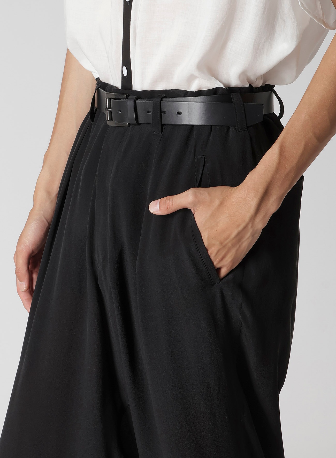 CREPE DE CHINE 1 TUCK PANTS