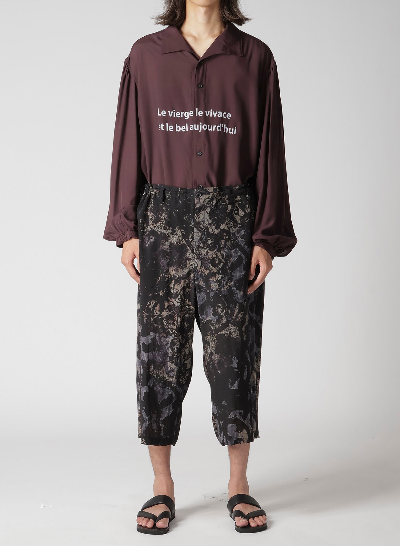 BAROQUE PATTERN HALF PANTS