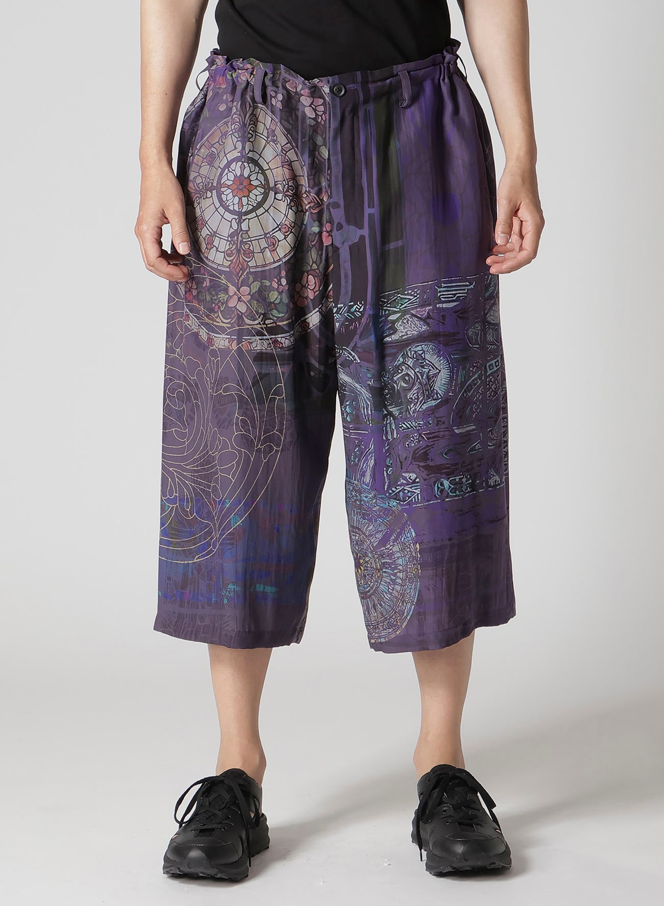 PURPLE STAINED GLASS PRINTED PANTS