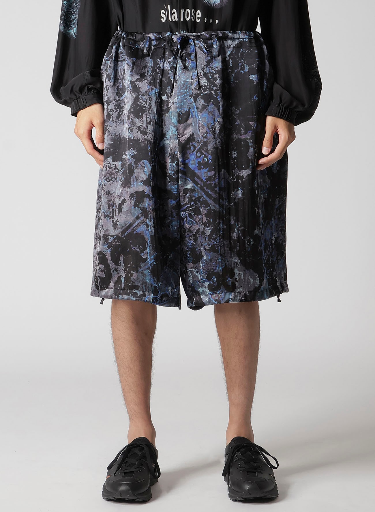 SEA MOTIF/LINING PRINTED SHORT PANTS