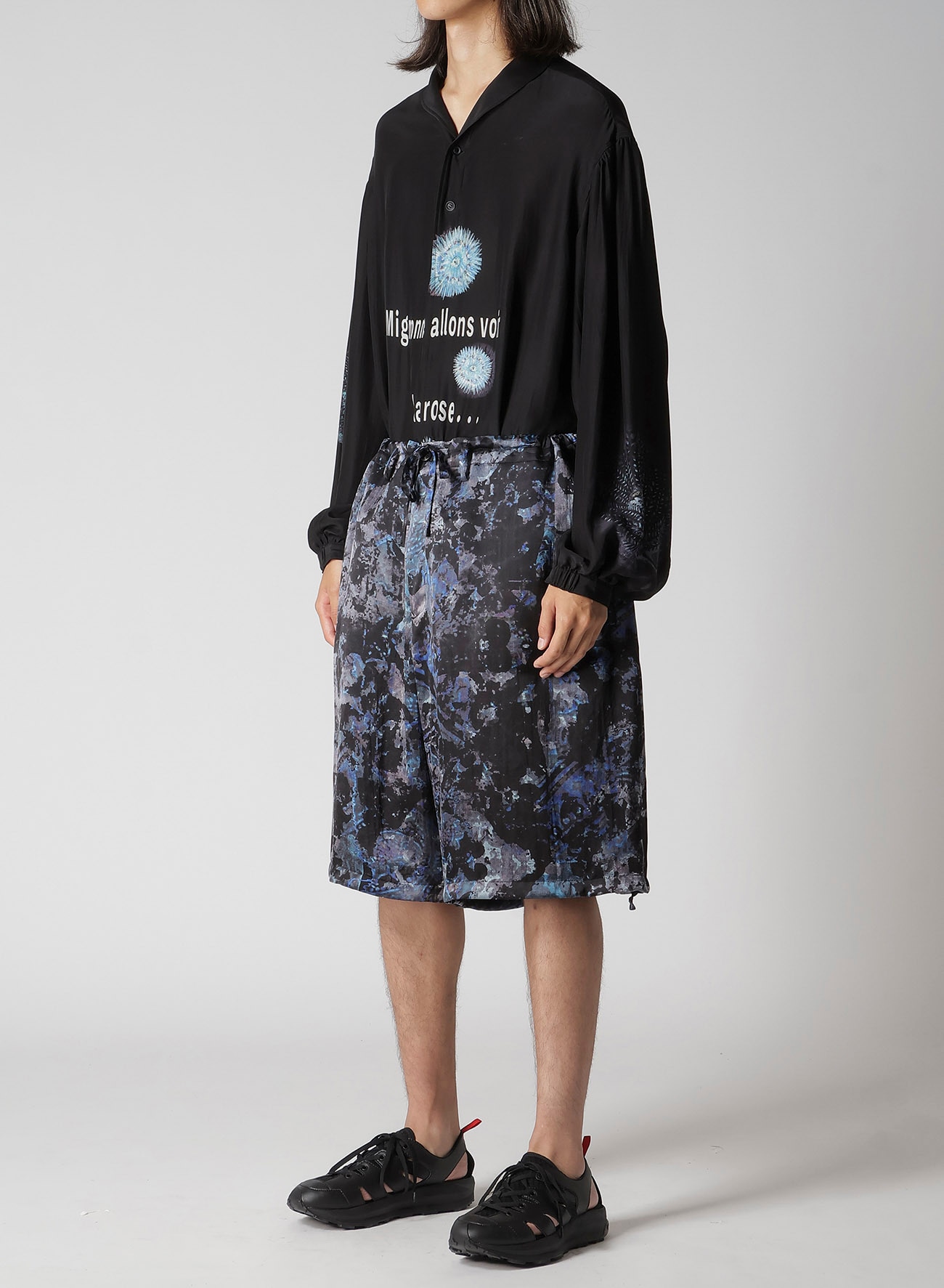 SEA MOTIF/LINING PRINTED SHORT PANTS