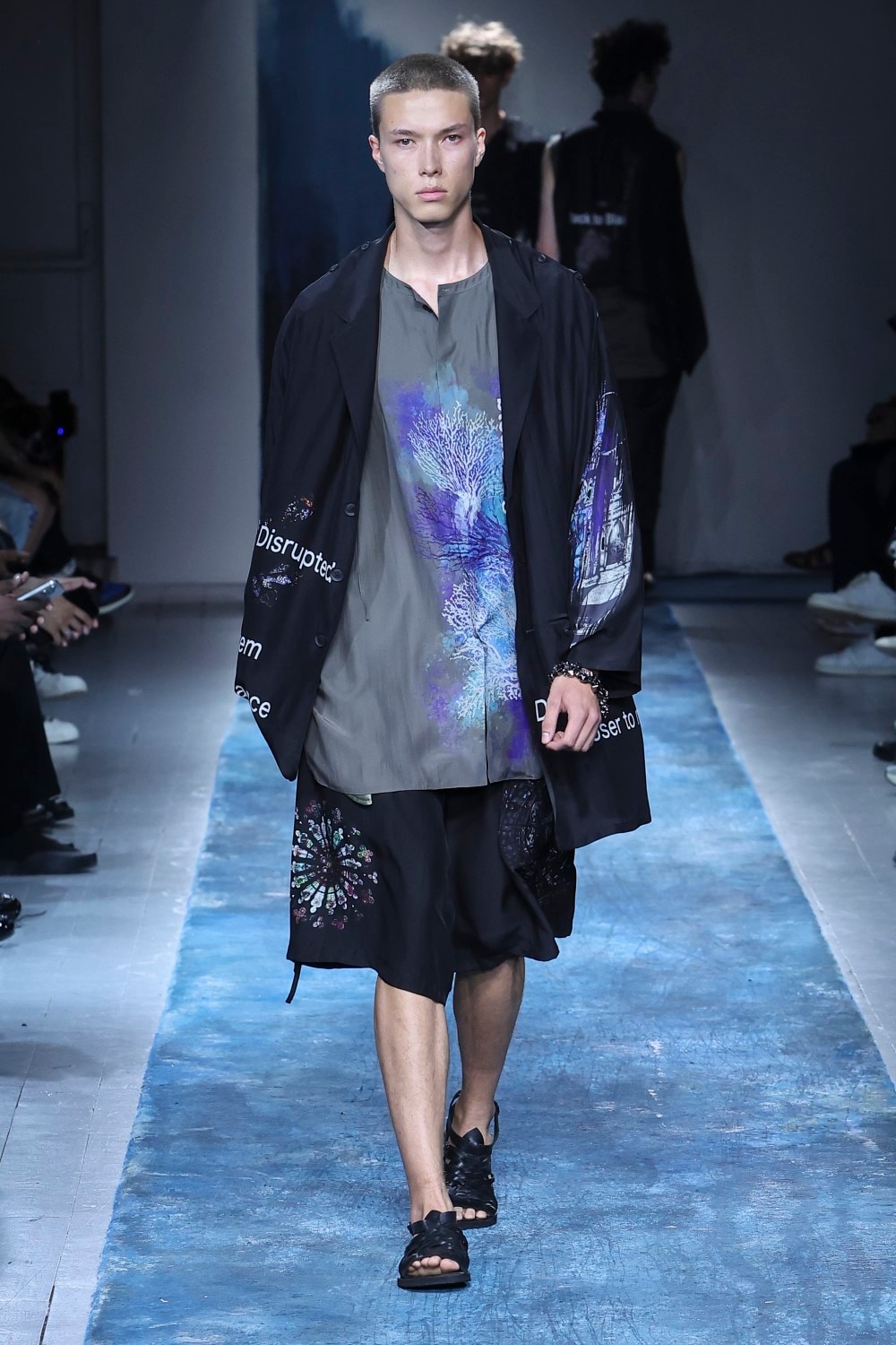 ASYMMETRIC PRINTED SHORTS