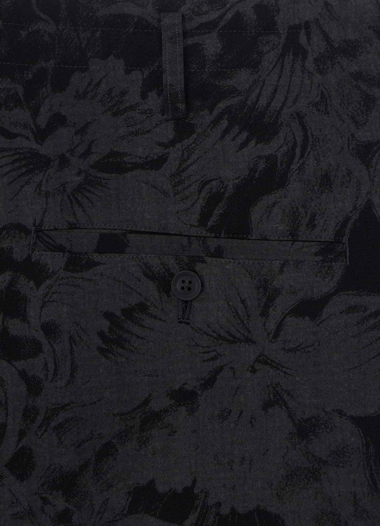 WOOL GABARDINE FLORAL DISCHARGE-DYED SHORT PANTS
