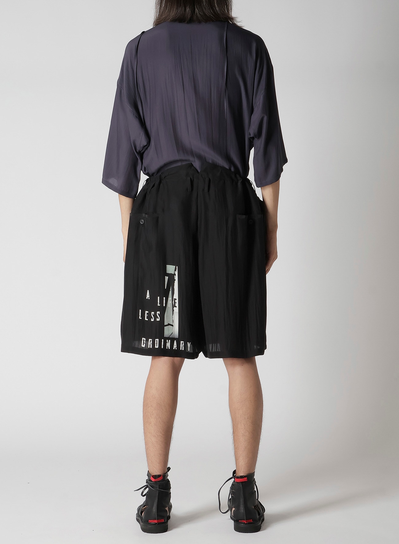 SIGNATURE PRINTED WIDE SHORT PANTS