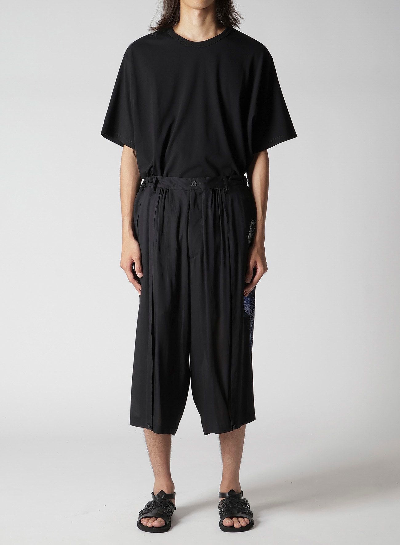 SEA PRINTED BACK SIDE CUT OFF PANTS