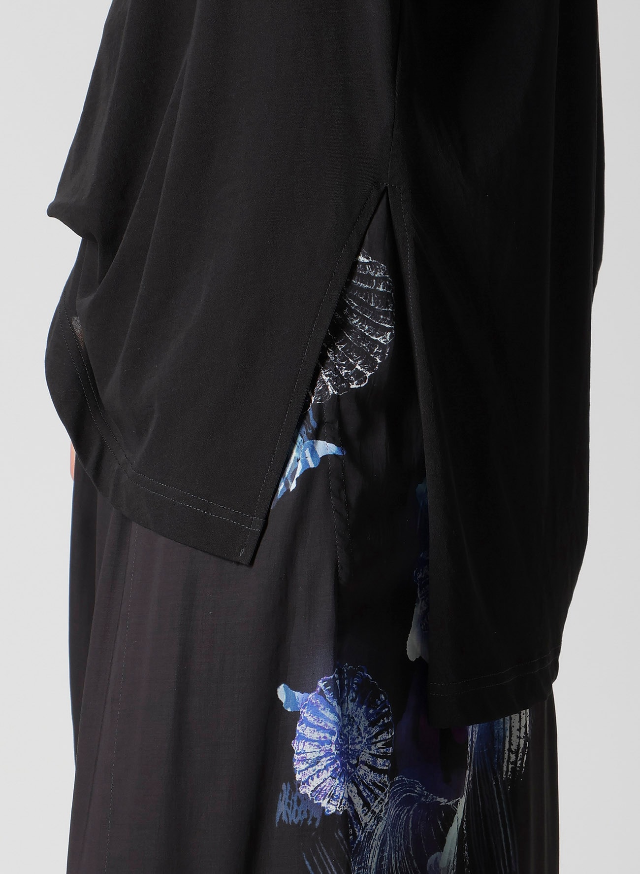 HIGH TWISTED GAS PS ASYMMETRY SHORT SLV T