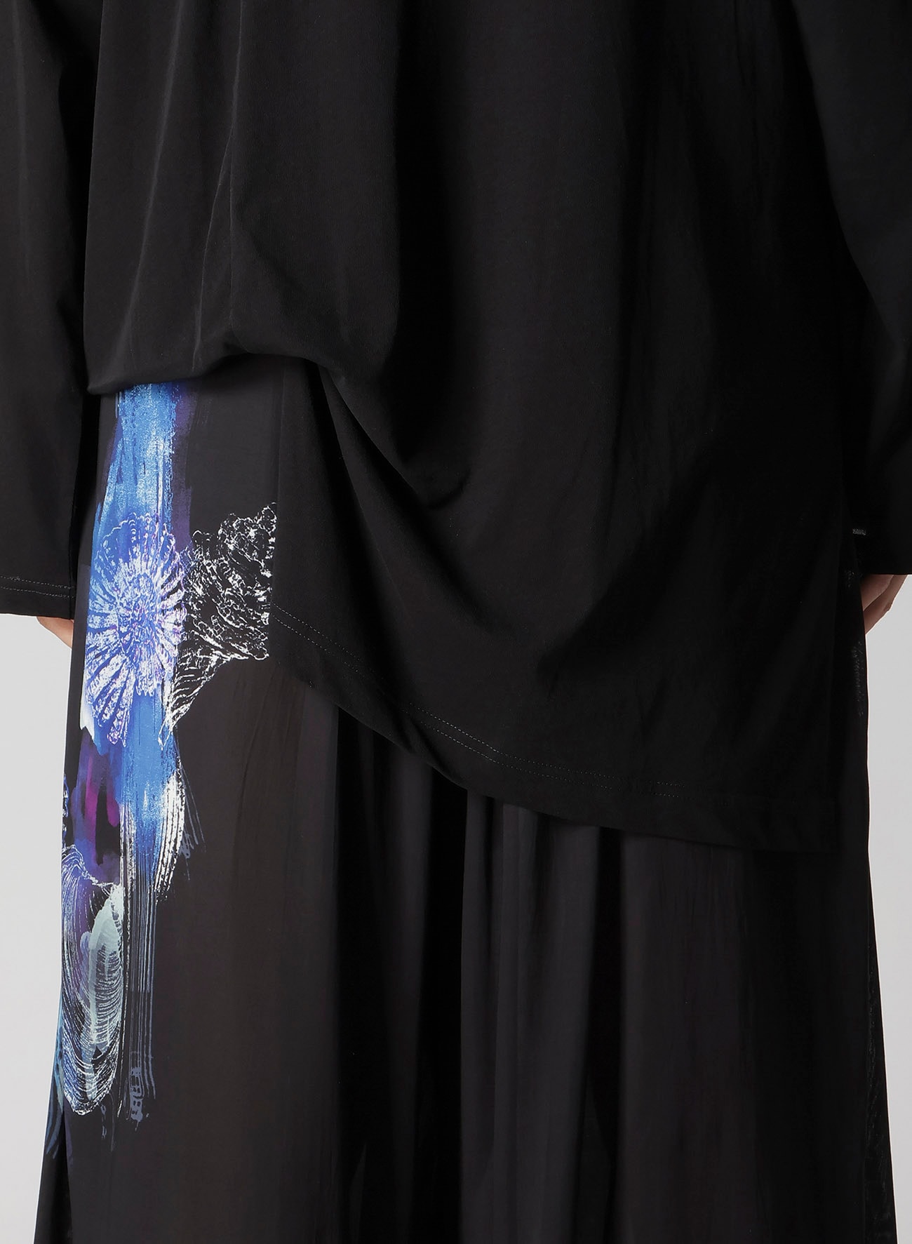 HIGH TWISTED GAS PS ASYMMETRY LONG SLV T