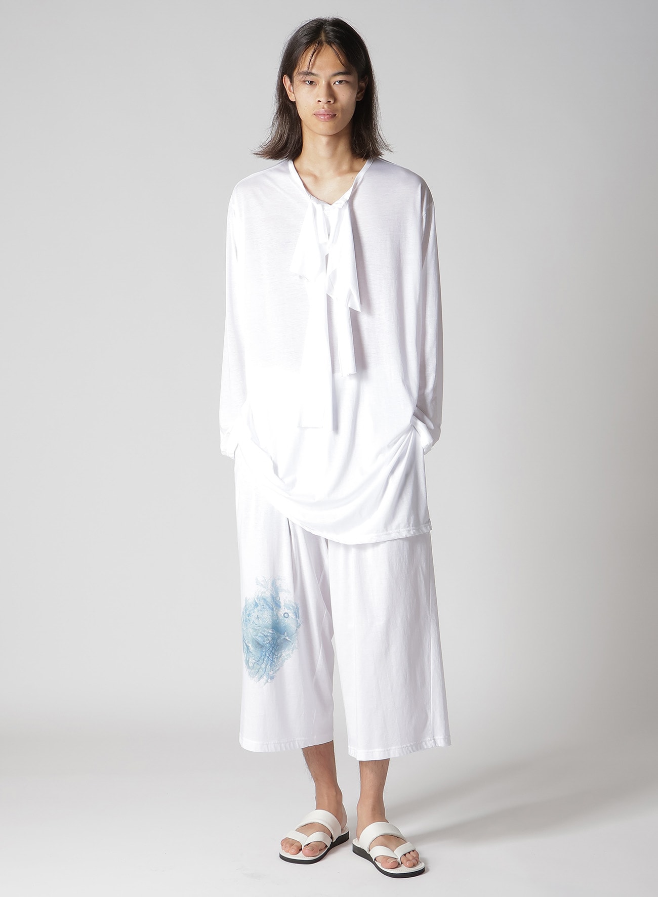 100/- PLAIN STITCH DRAPE DETAIL LONG SLV T