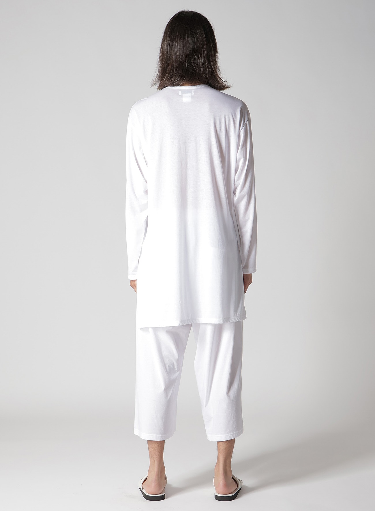 100/- PLAIN STITCH DRAPE DETAIL LONG SLV T