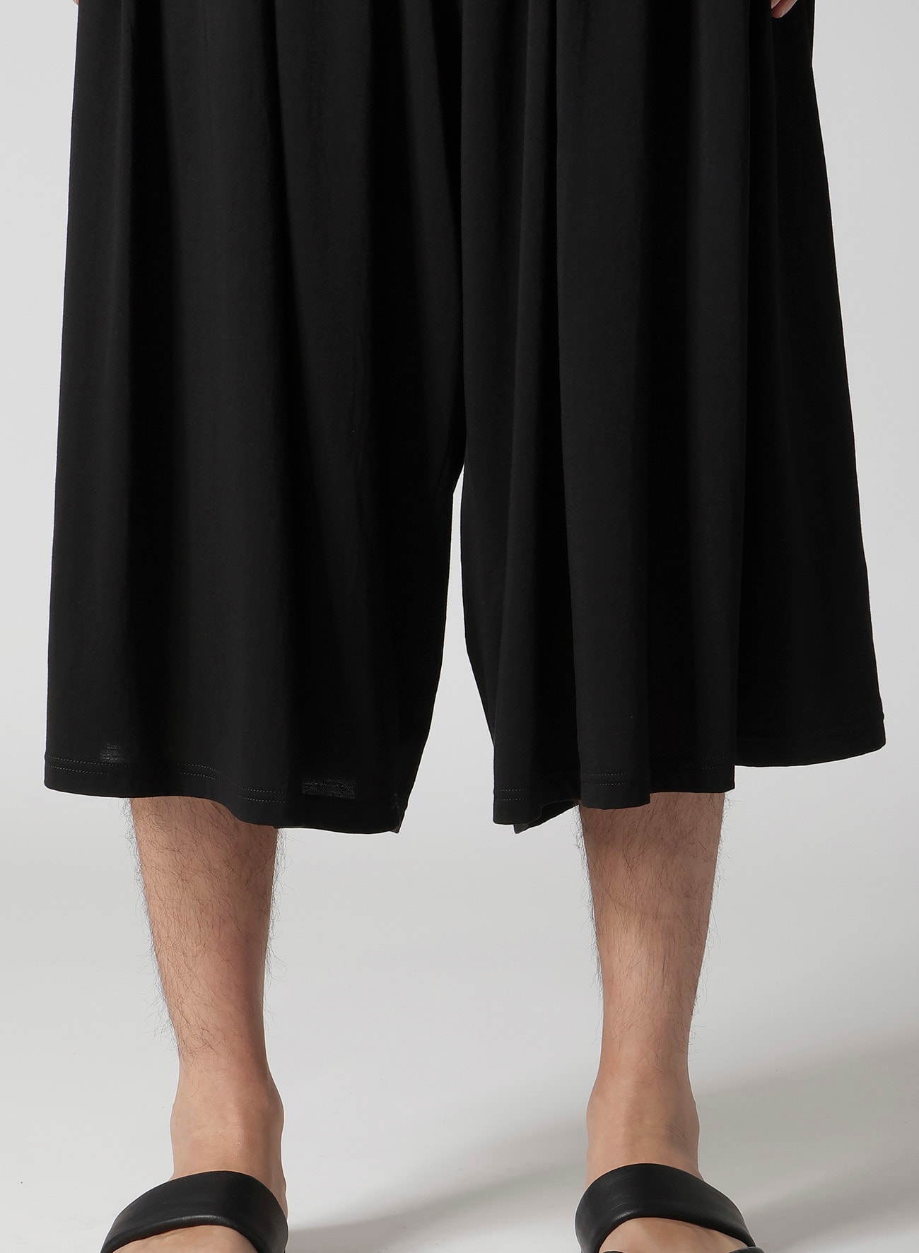 ALBINISTA CHIFFON TUCK PANTS