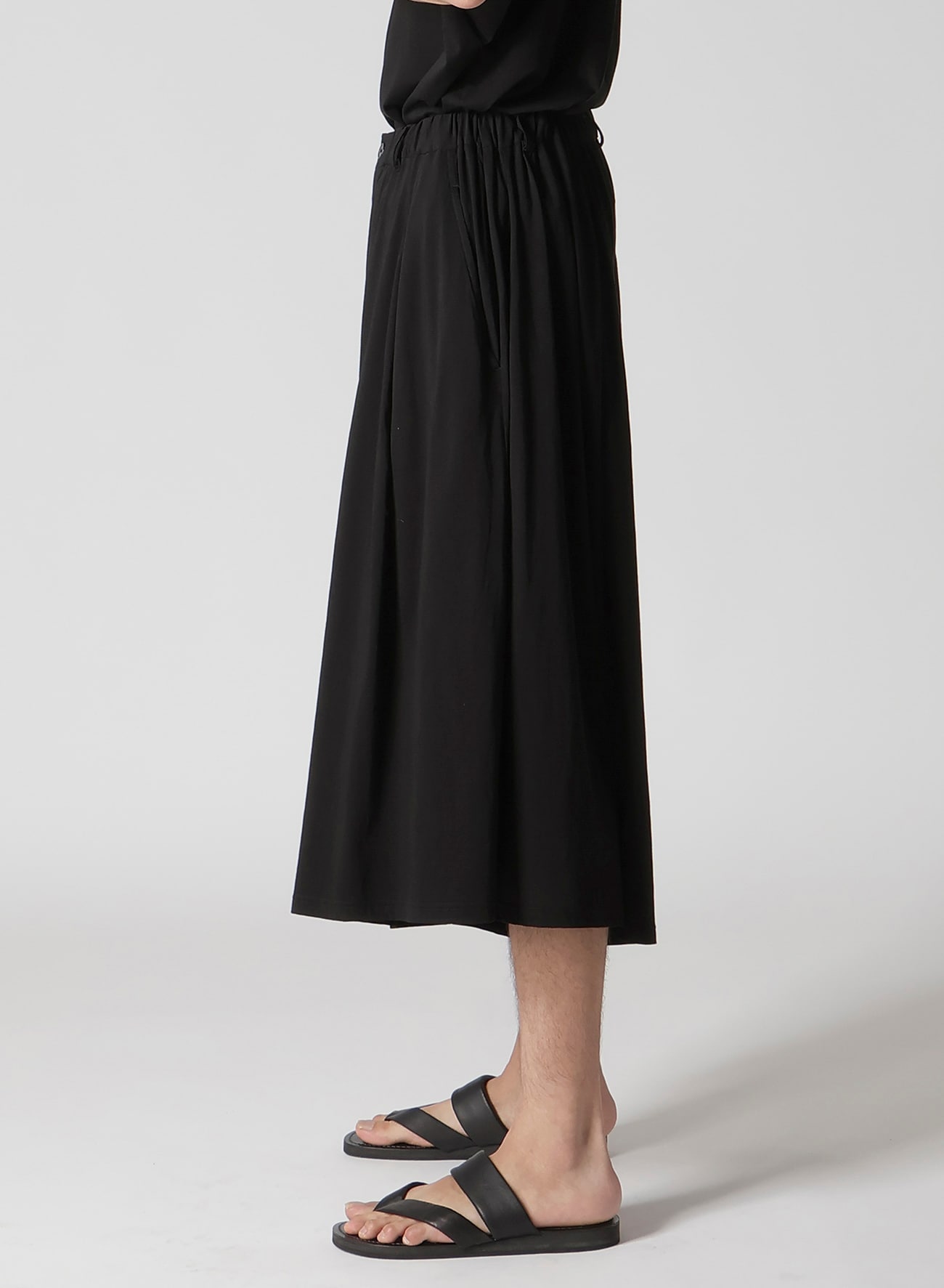 ALBINISTA CHIFFON TUCK PANTS
