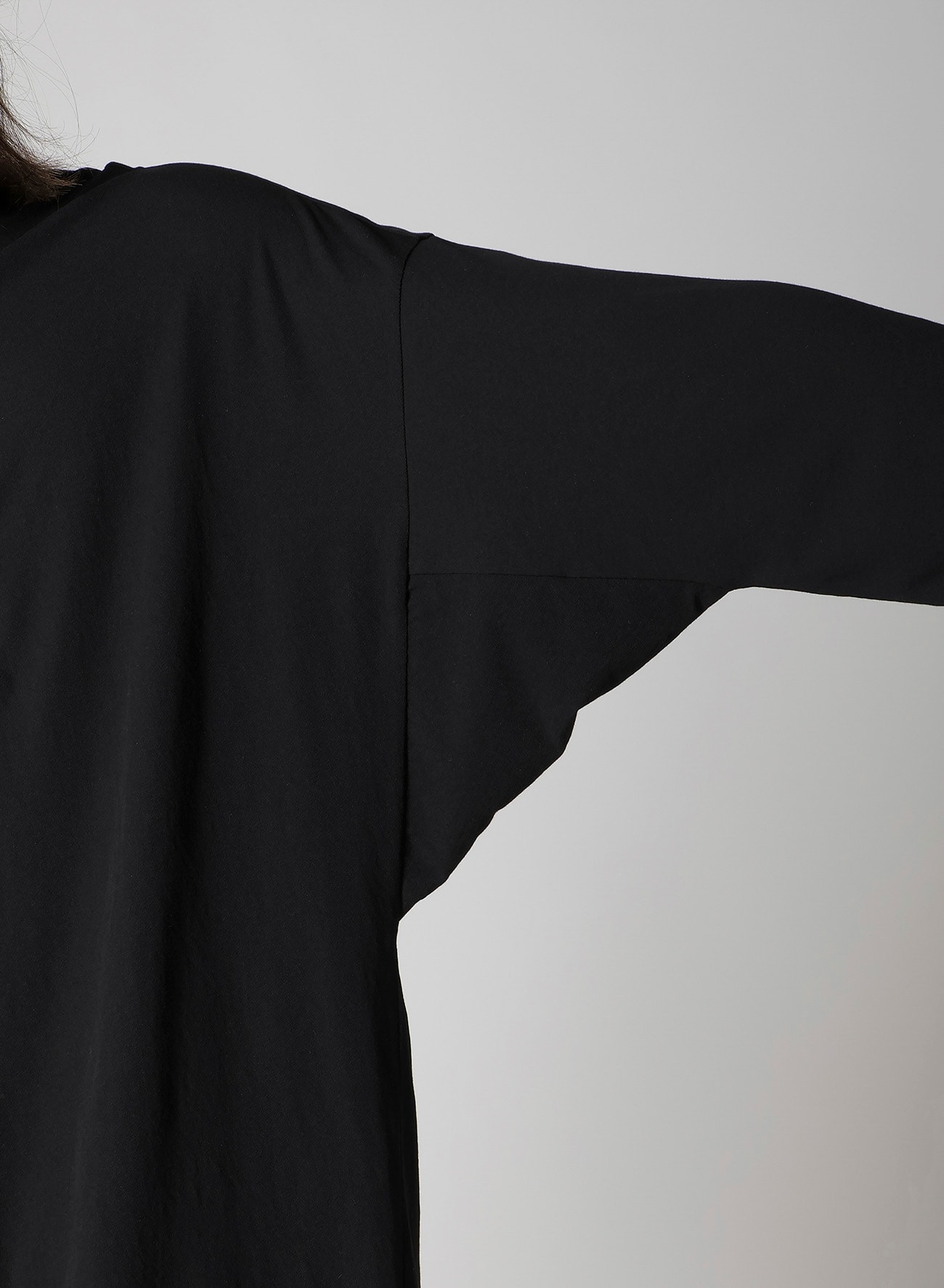 40/- HIGH TWISTED JERSEY DESIGN NECK LINE GUSSET SLV T