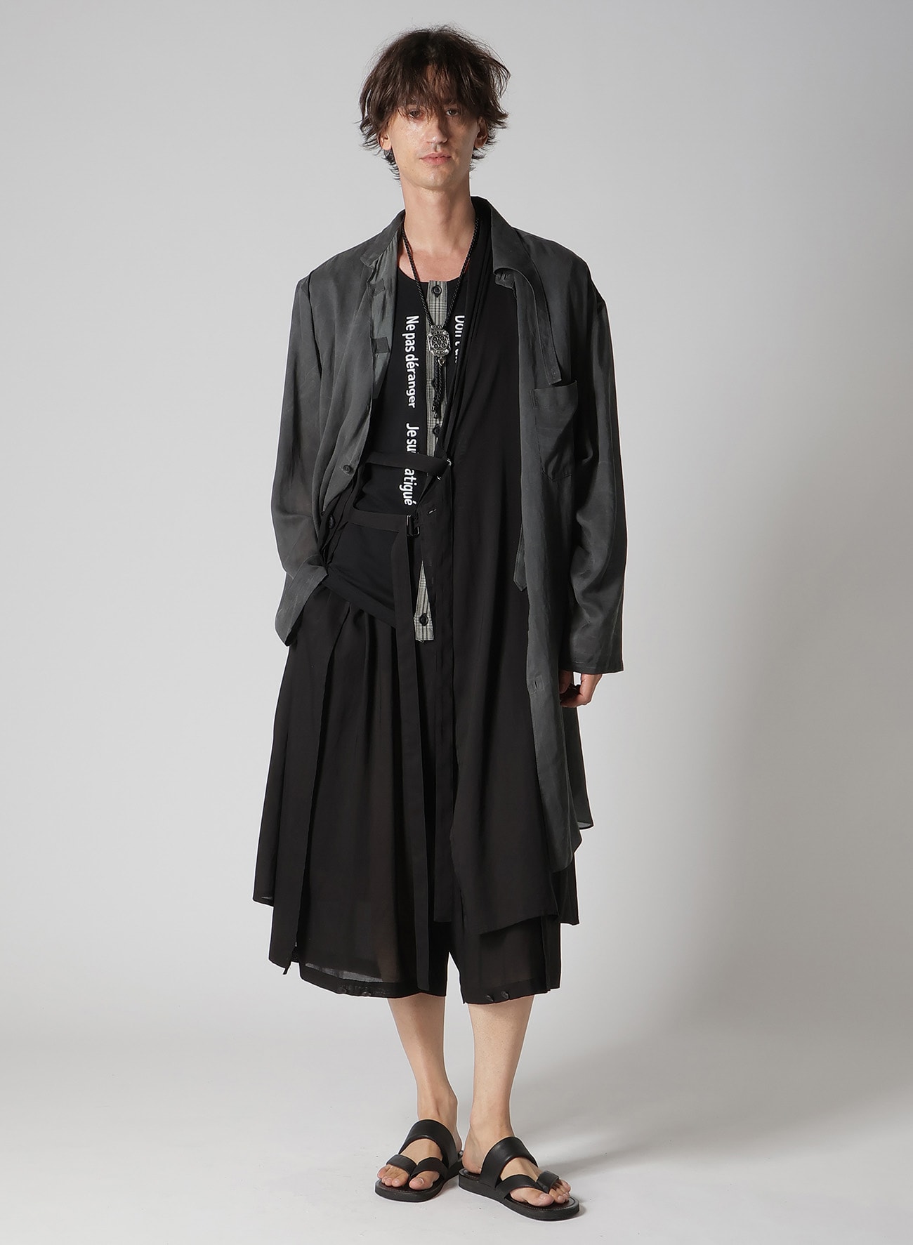 PLAIN STITCH FRONT BUTTON TANK TOP