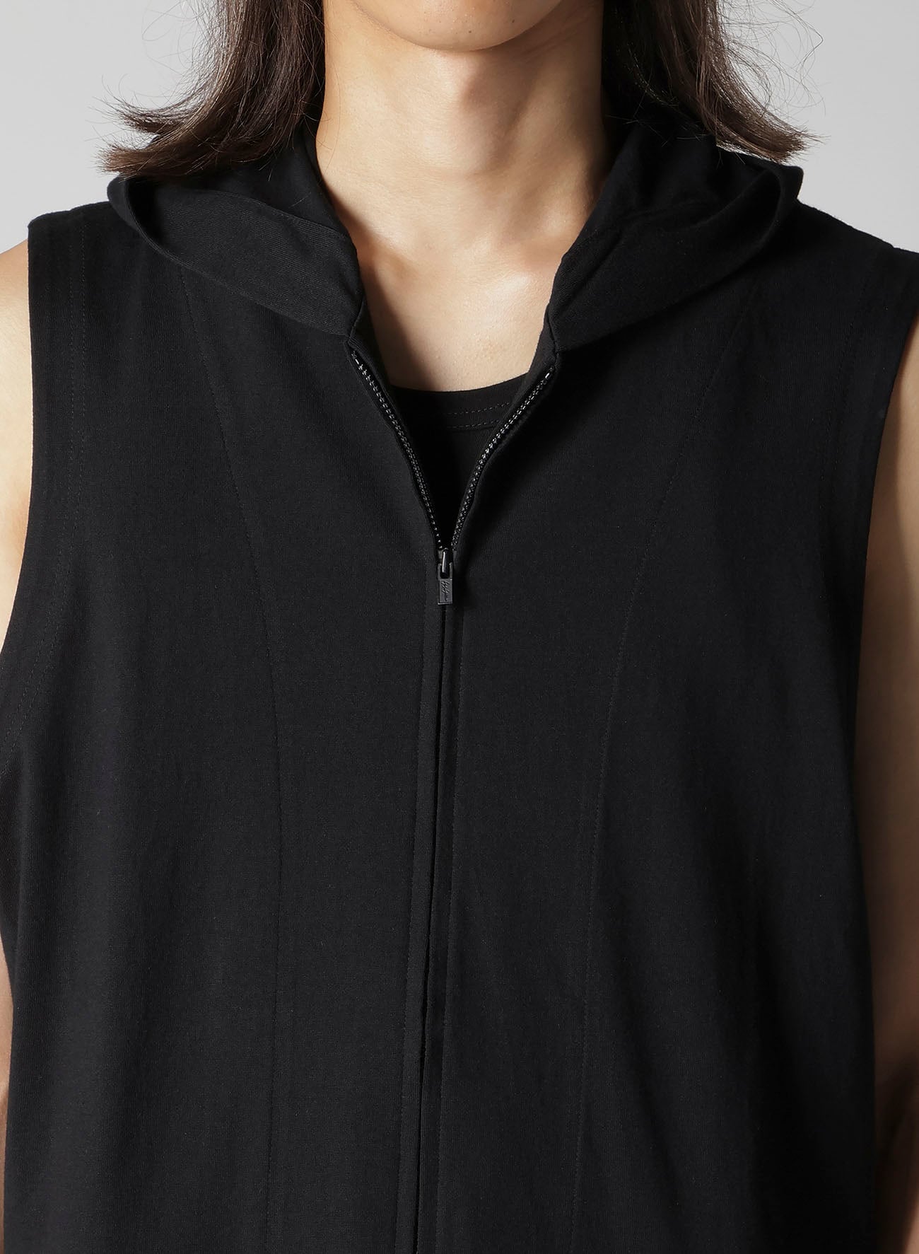 40/2 COMBED PLAIN STITCH HOODED ZIP VEST