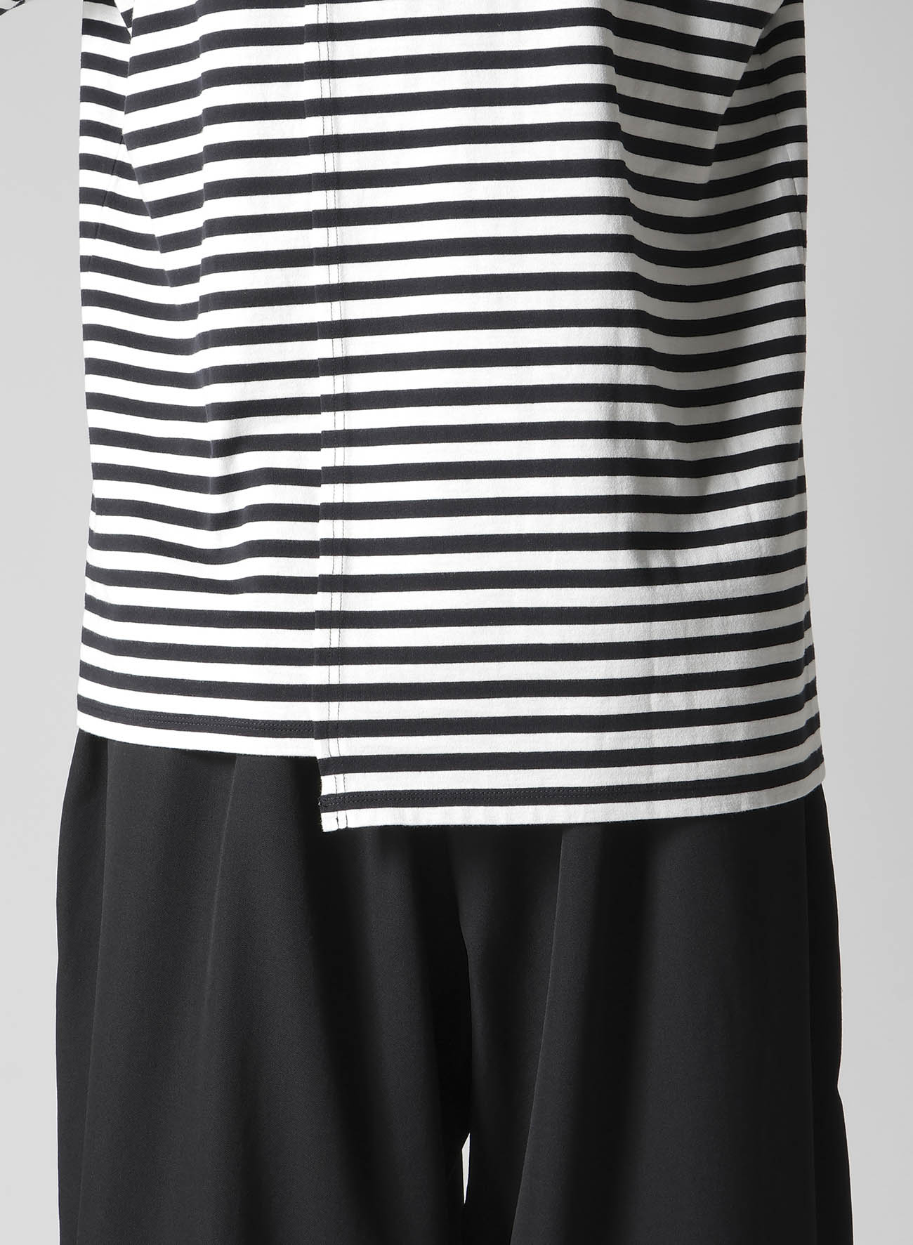 40/2 BORDER PLAIN STITCH PANELED SHORT SLV T