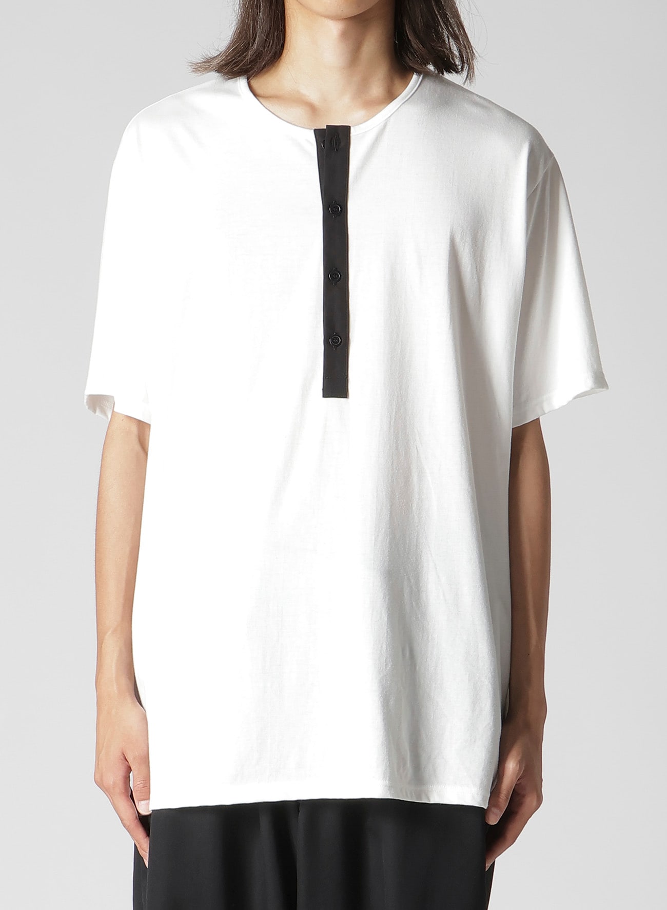 30/- COMBED PLAIN STITCH HENLEY NECK SHORT SLV T