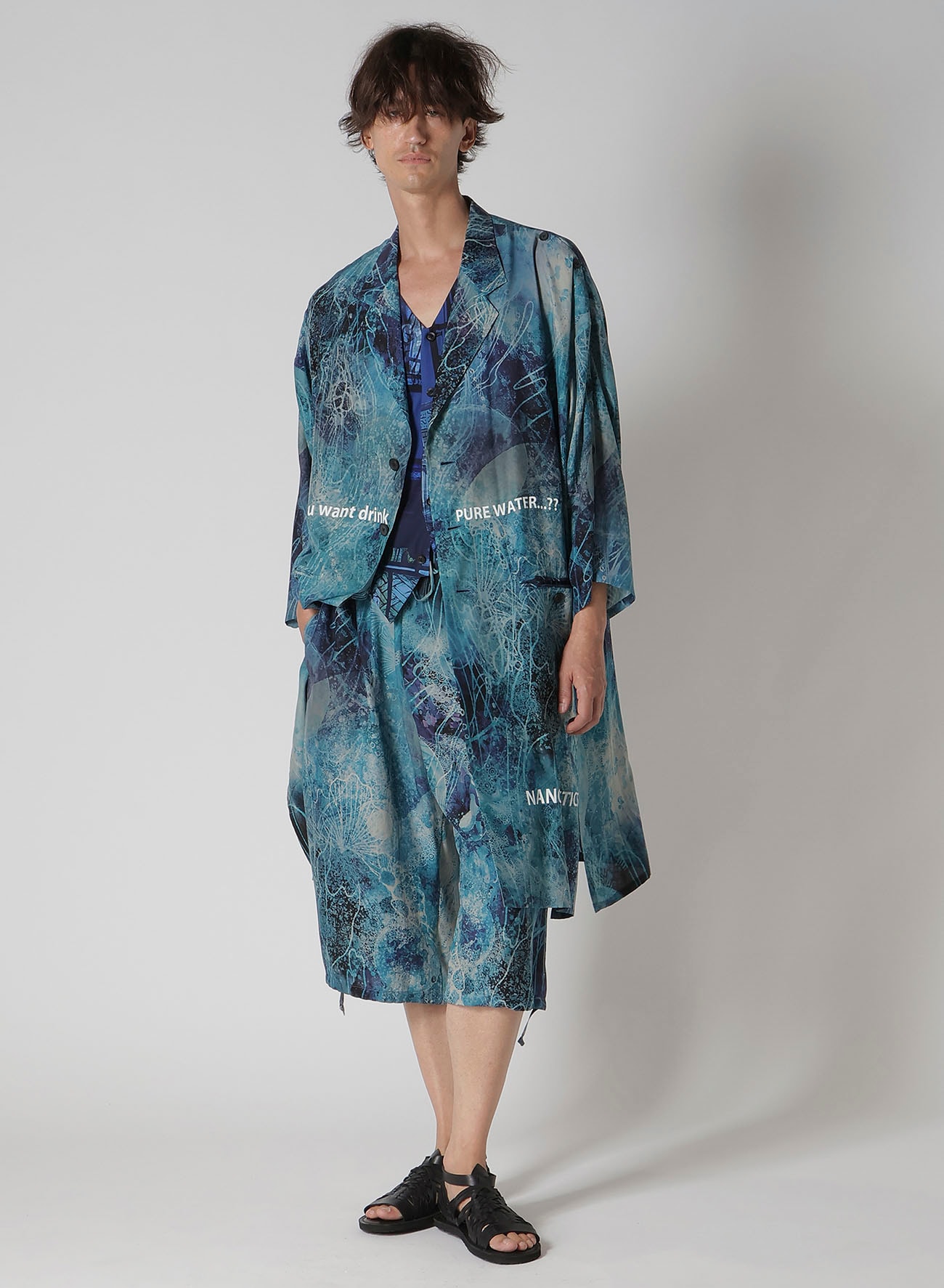 SEA MOTIF 5 BUTTONS VEST