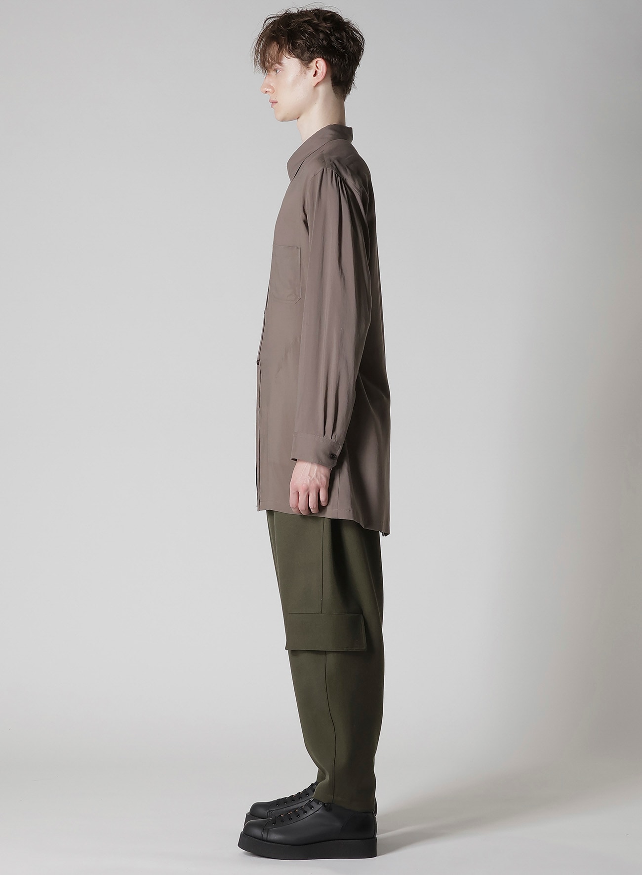 CELLLOSE LAWN BACK OPEN GATHER SLEEVE BLOUSE