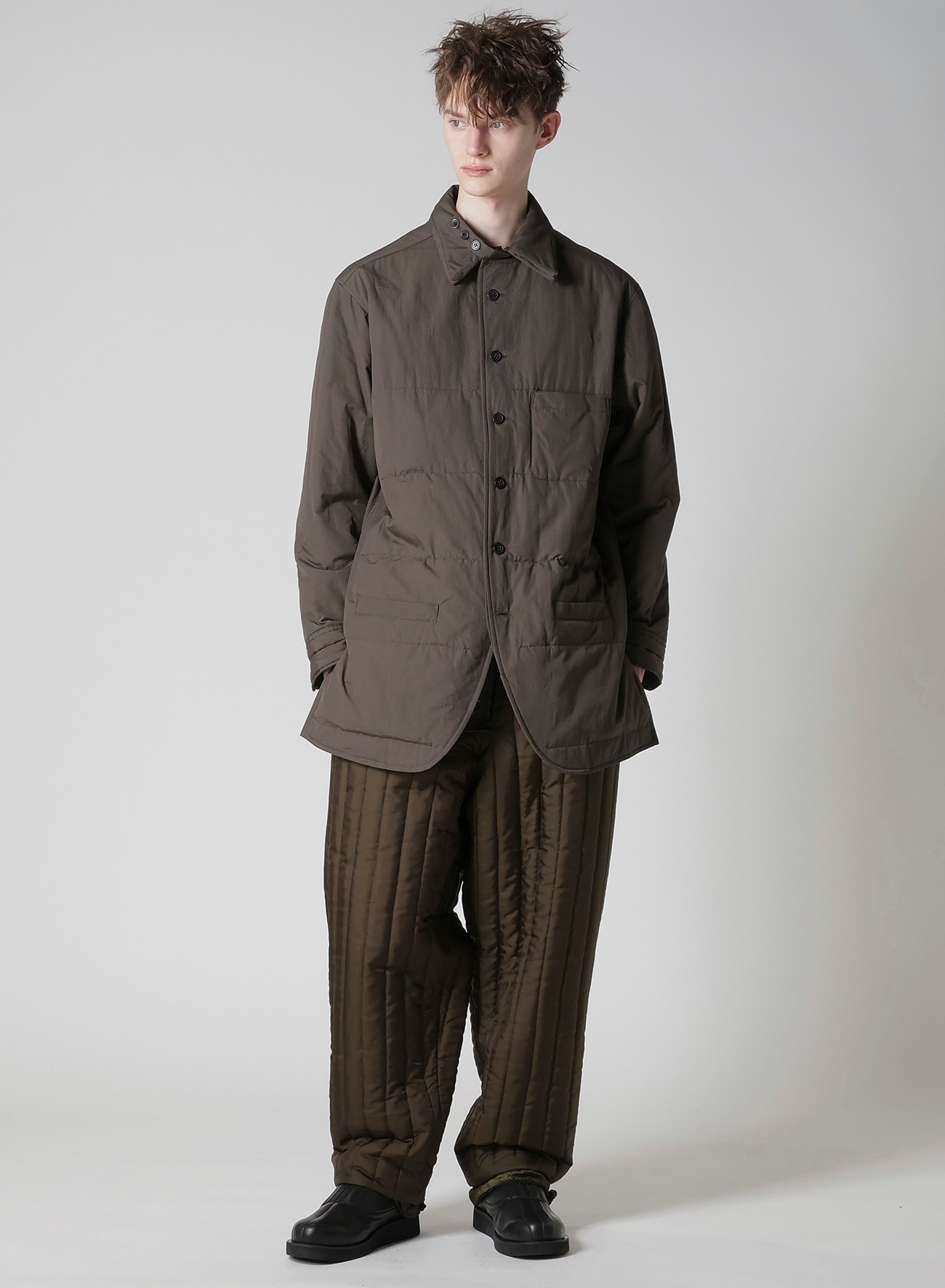 GRAY BROAD GUSSET COLLAR PADDED BLOUSE