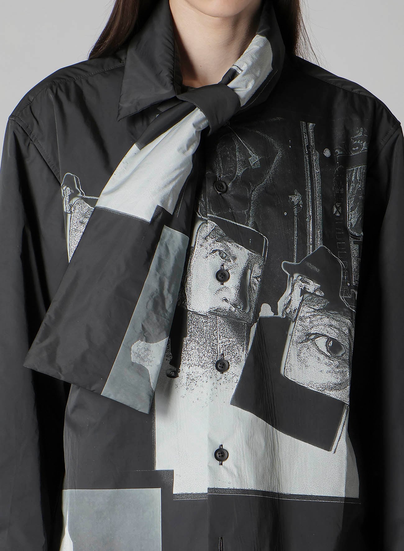 STOLE DETAIL PRINTED PADDED BLOUSE