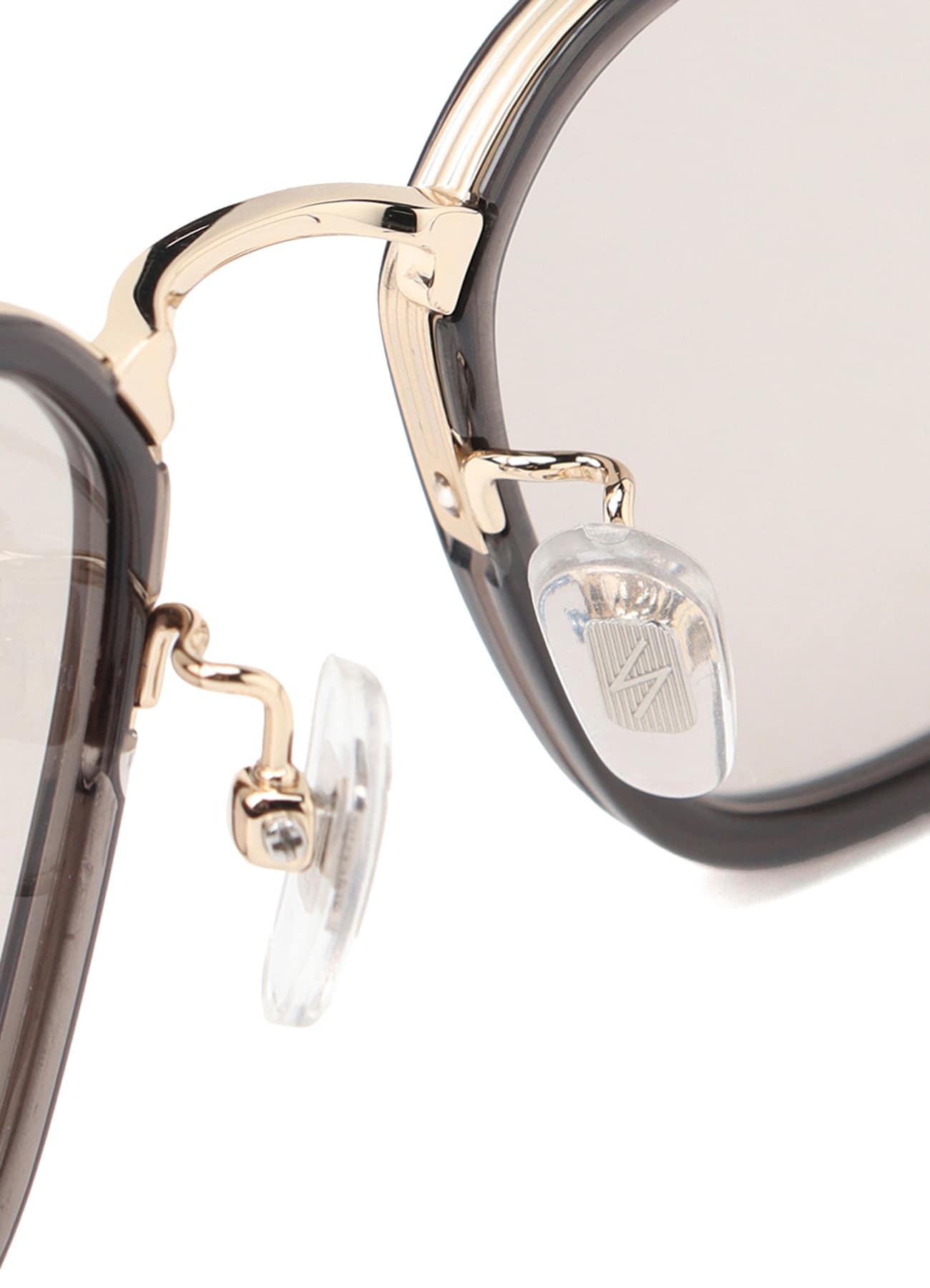 TITANIUM ACETATE OPTICAL COLORLENS Q