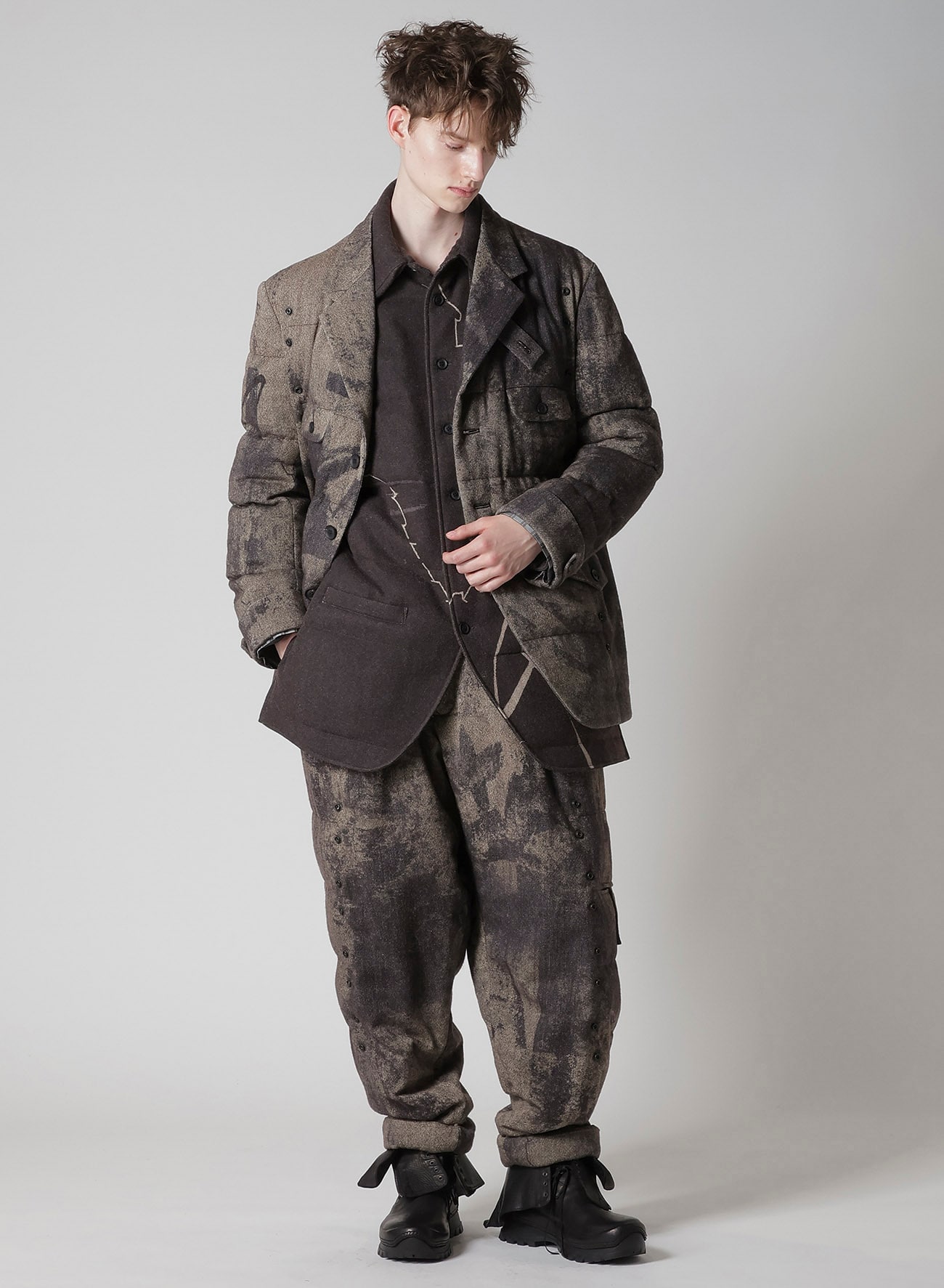 COLLAGE PRINTED PADDED JACKET