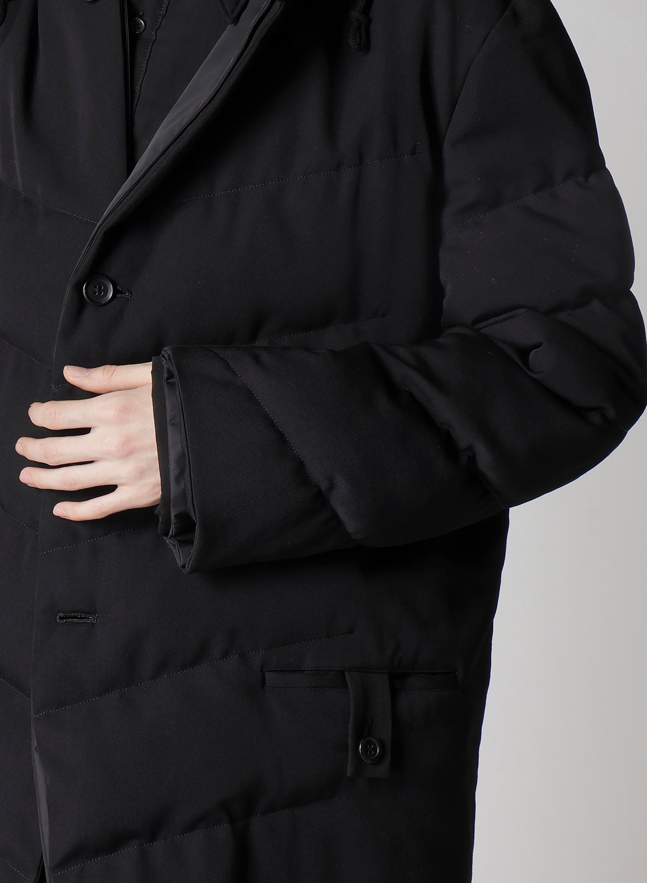 WOOL GABARDINE DIAGONAL PADDED HOODED JACKET