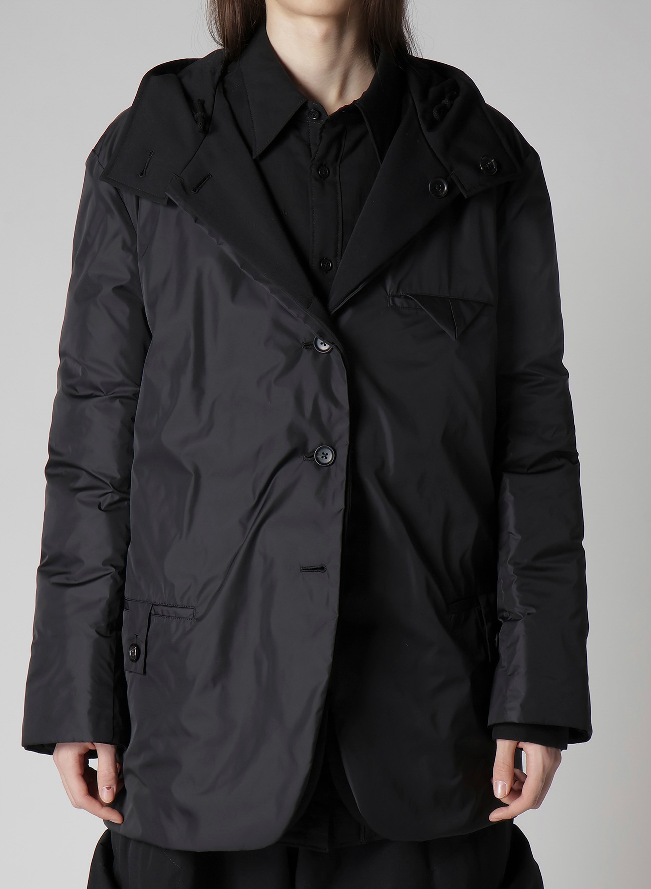 WOOL GABARDINE DIAGONAL PADDED HOODED JACKET