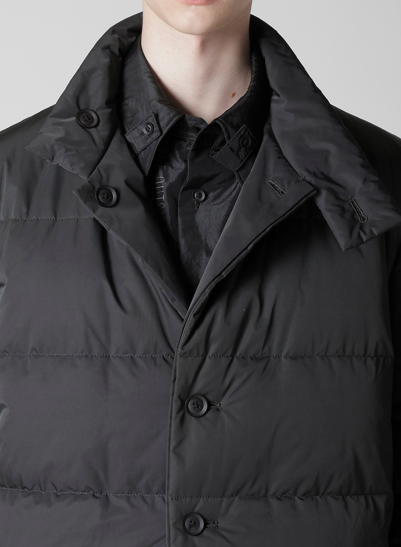 BACK PRINTED HORIZONTAL PADDED STAND JACKET