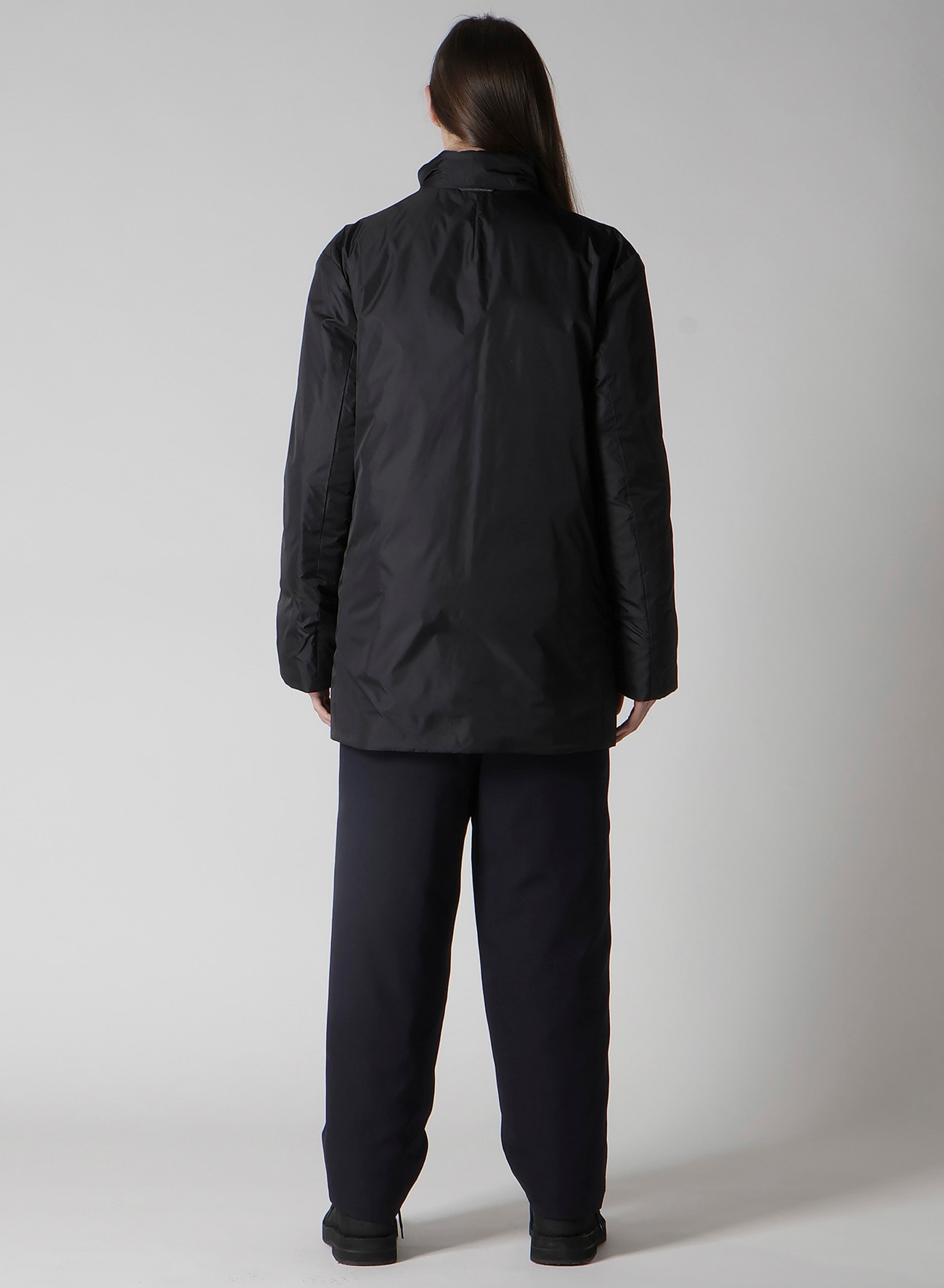 NAVY WOOL GABARDINE HORIZONTAL PADDED STAND JACKET