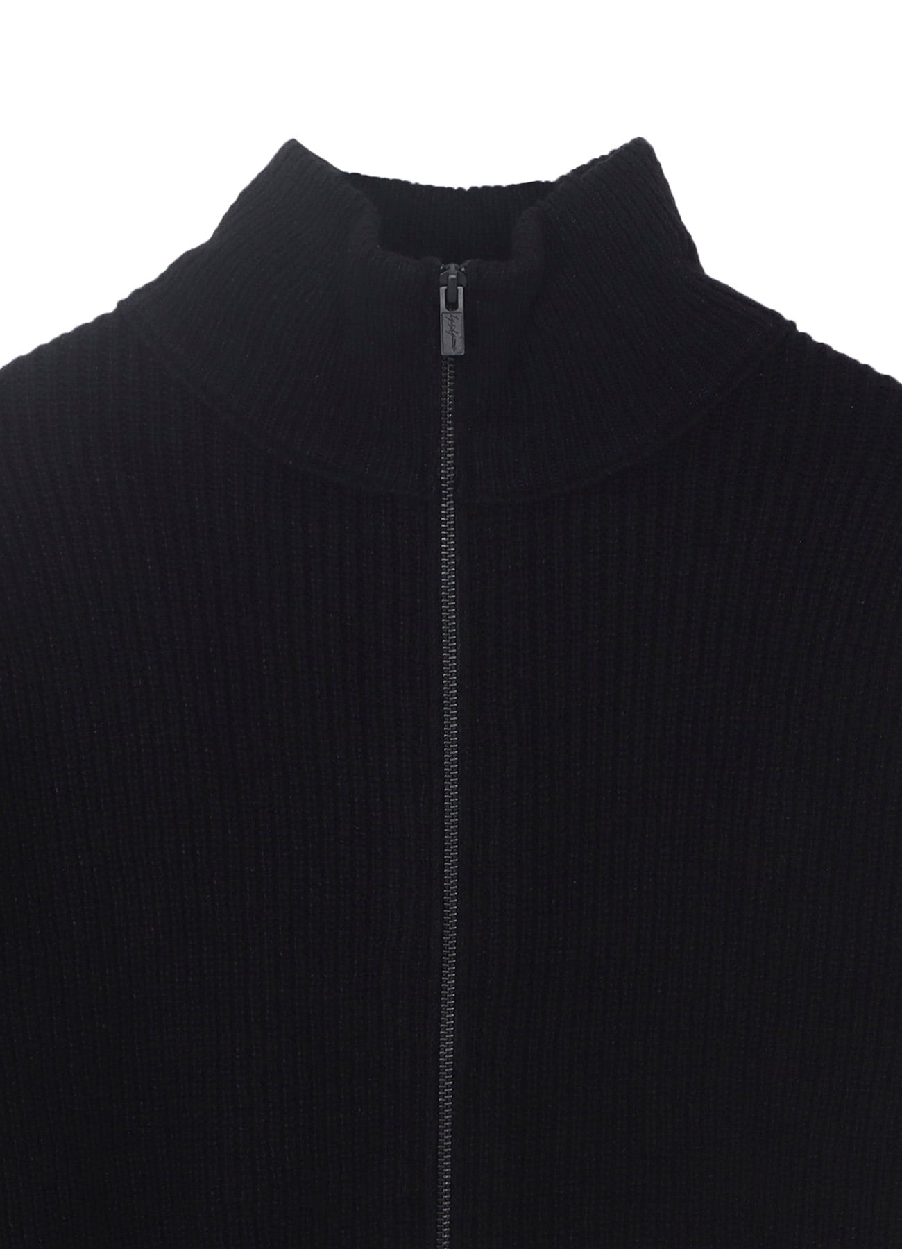 HIGH-NECK ZIP CARDIGAN