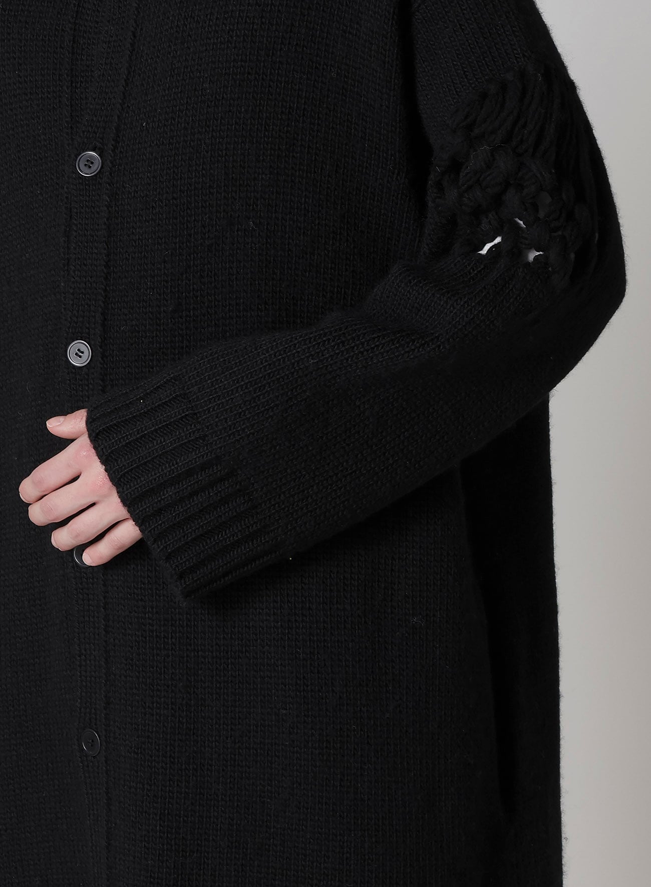 STITCHING MACRAME TURTLE CARDIGAN